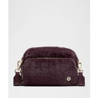 Everywhere Crossbody Bag 2L | Lululemon (US)