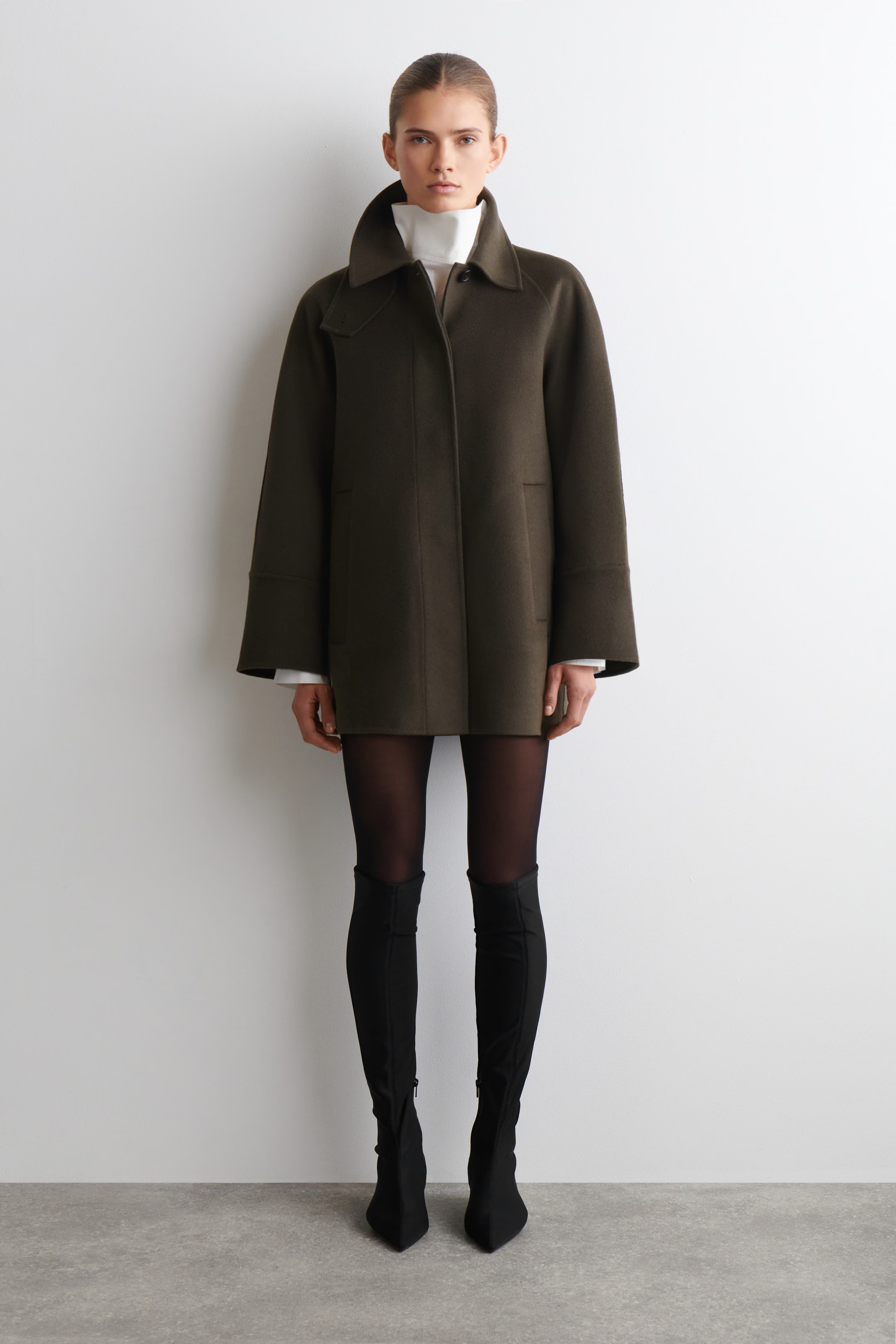 MOCK-NECK DOUBLE-FACED WOOL SHORT COAT - BROWN | COS US | COS (US)
