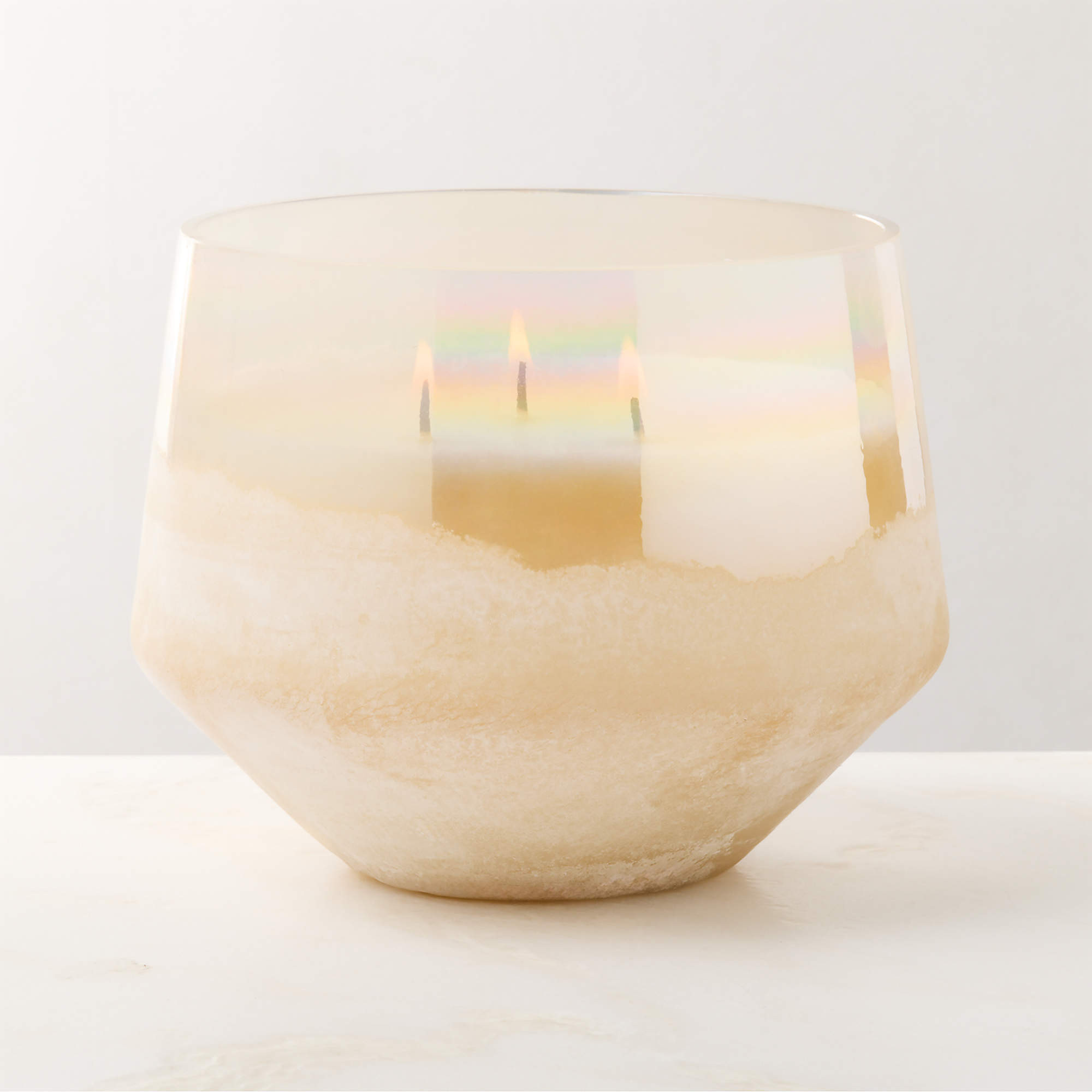 ILLUME Winter White Scented Candle 31.4 oz | CB2 | CB2