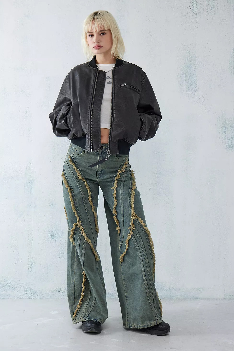 Basic Pleasure Mode Billy Frayed Jeans | Urban Outfitters (EU)