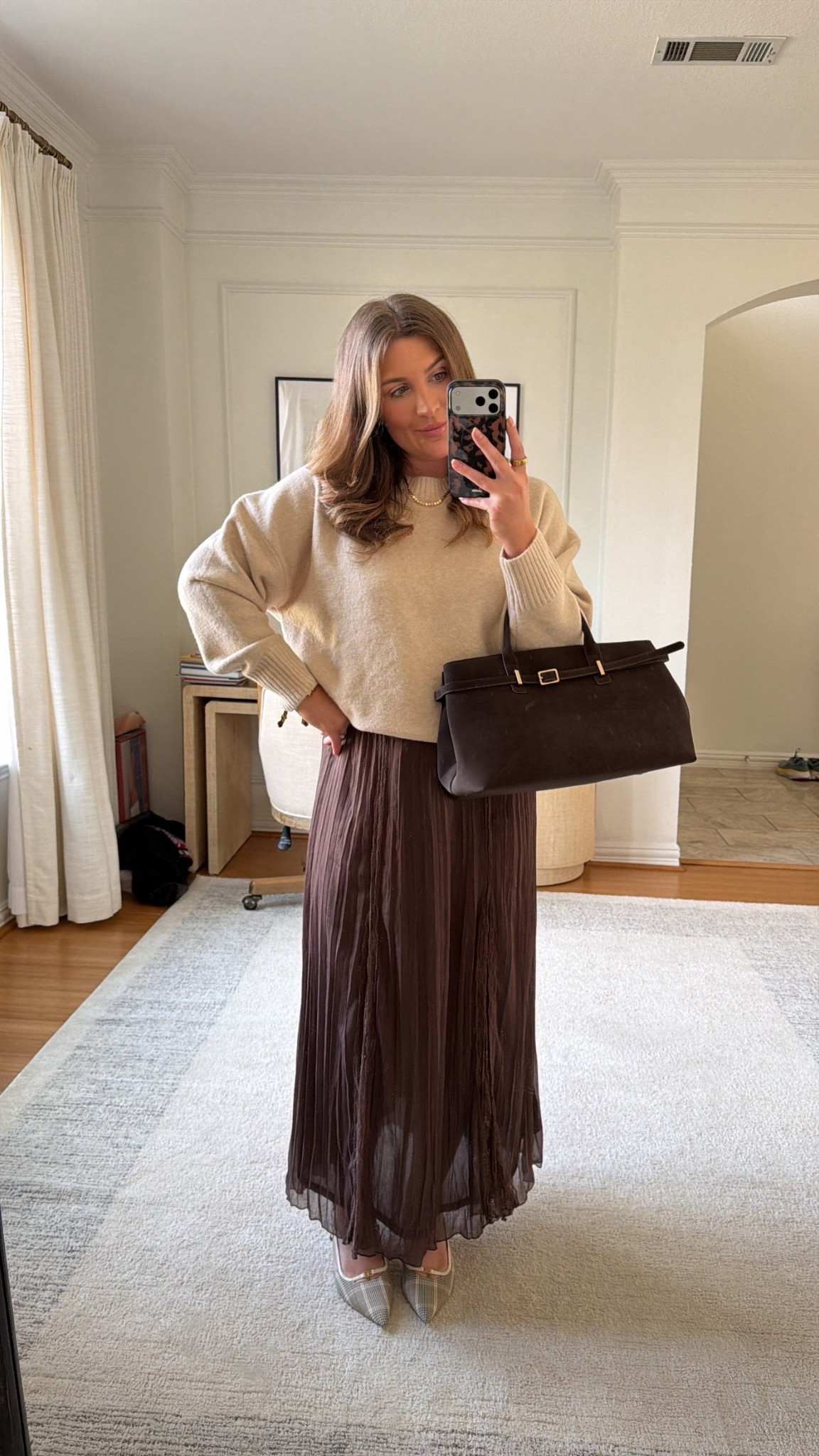 Current Zara favorites styled into today’s work meeting OOTD ✨ 

My exact kitten heels are out of stock so I liked a couple similar pairs! 

zara fashion, zara basics, chic outfit, minimalist outfit, capsule wardrobe, women’s style

#LTKootd #LTKgrwm