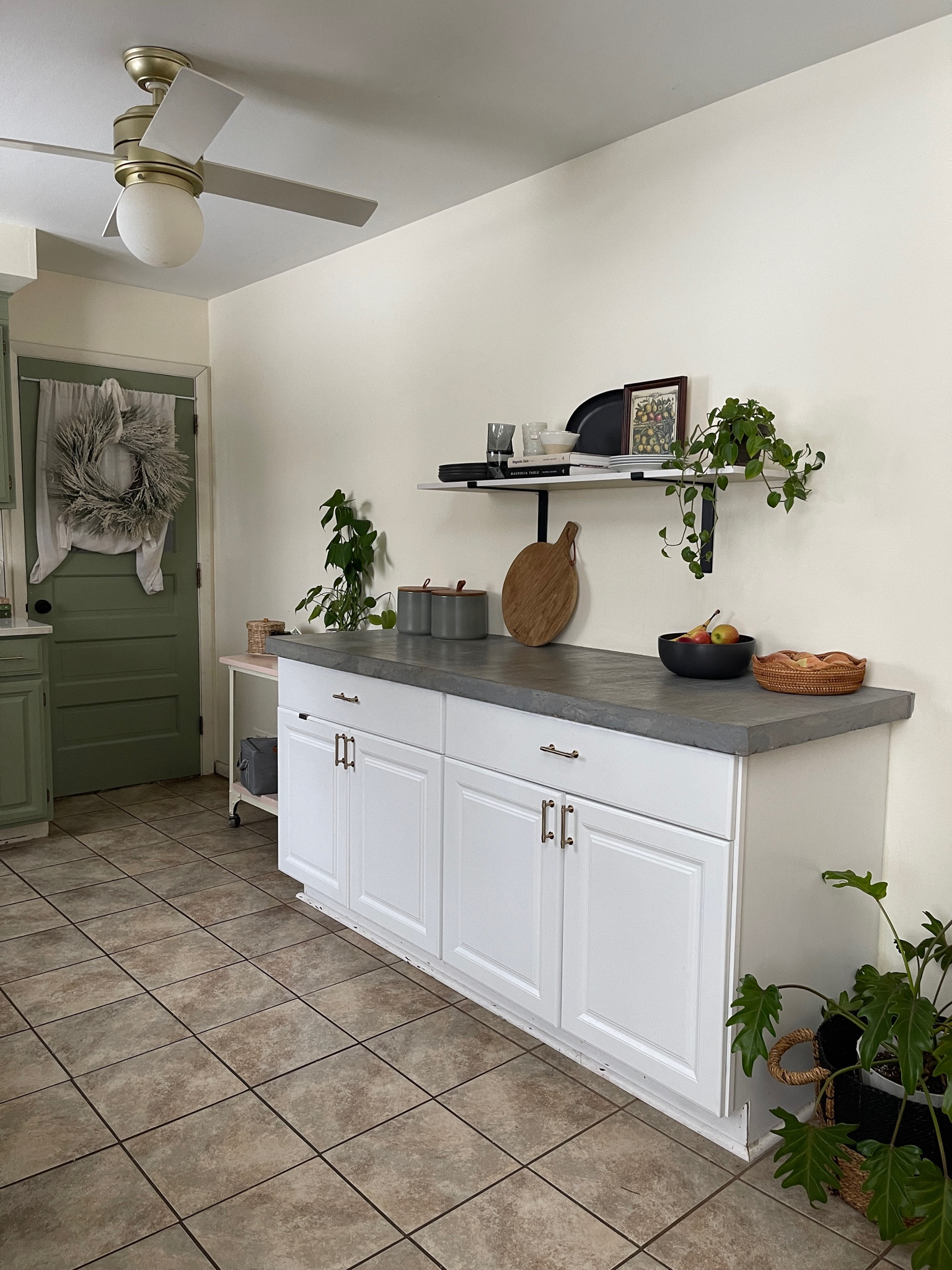 Kitchen decor 



#LTKhome #LTKstyletip #LTKfindsunder100