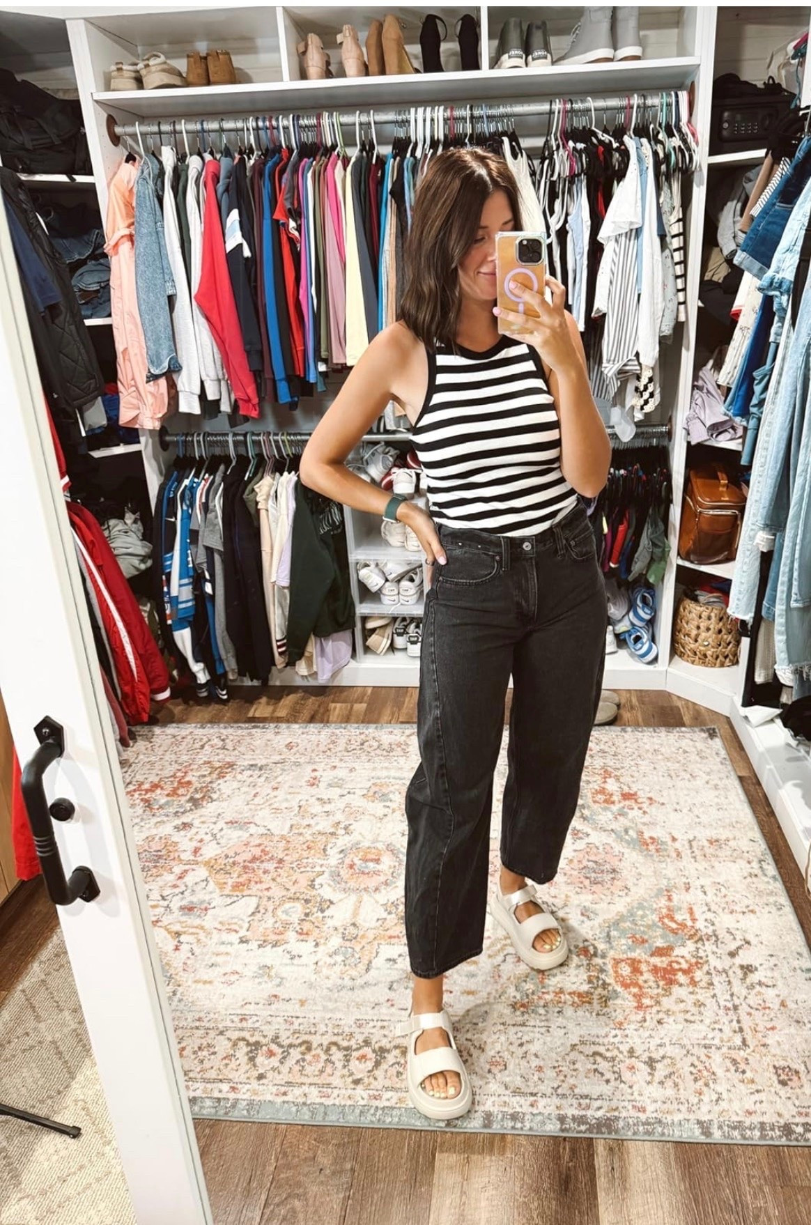These jeans are so flattering!

#LTKgrwm #LTKmomlife #LTKdayinmylife