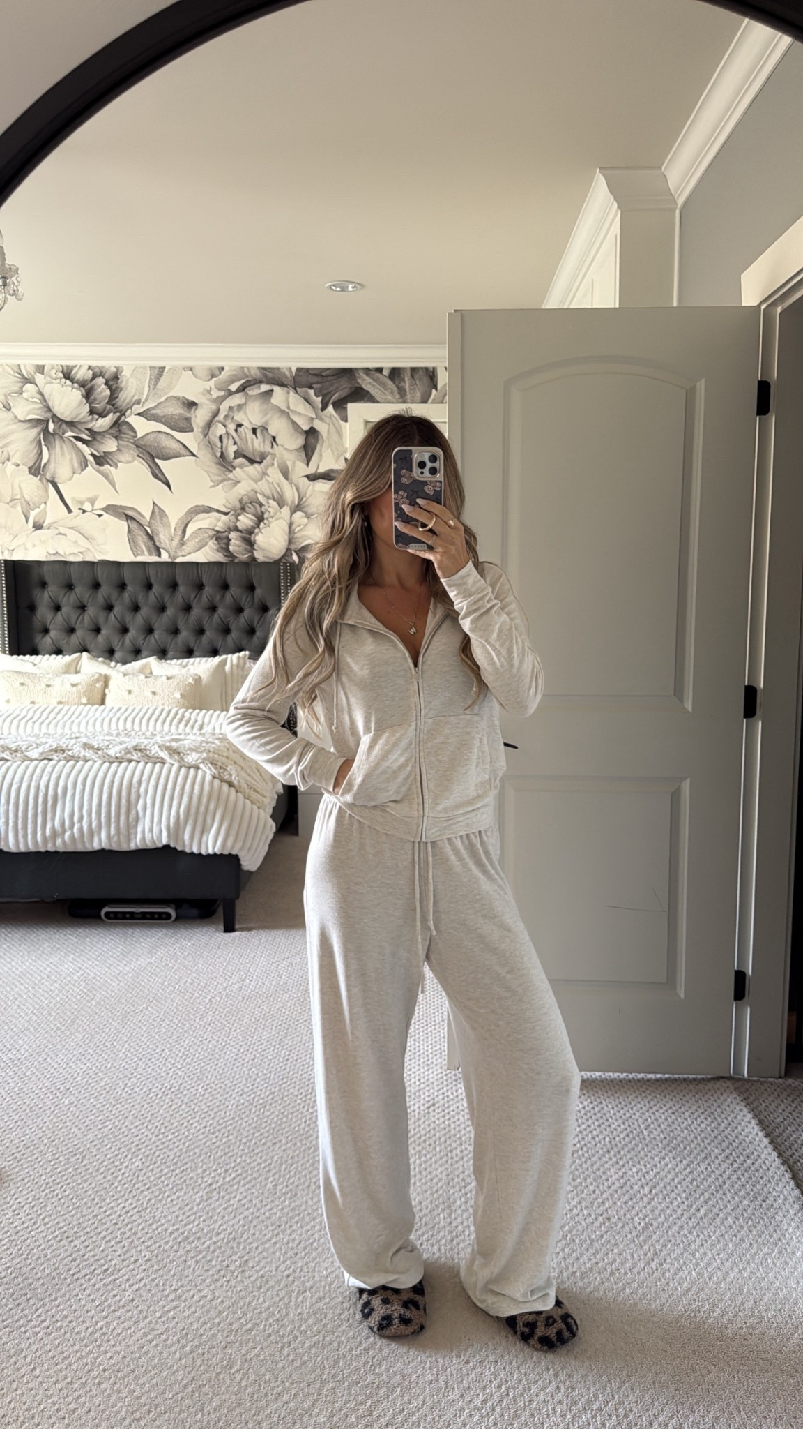 Comfy Friday night in ❤️
My slippers are from last year 🥲

#LTKmomlife #LTKFindsUnder100