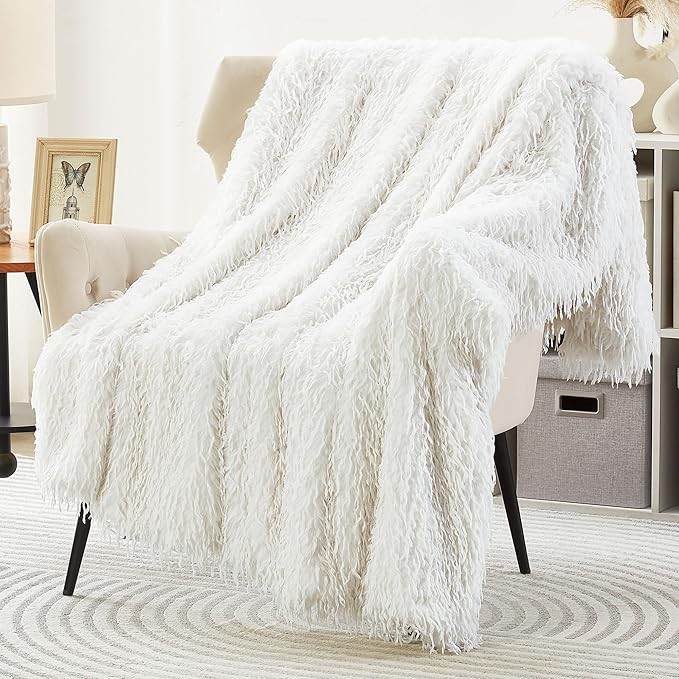 DREAMNINE Cute Fluffy Feather Faux Fur Throw Blanket for Couch Sofa 50" x 60", Decorative Soft Lo... | Amazon (US)