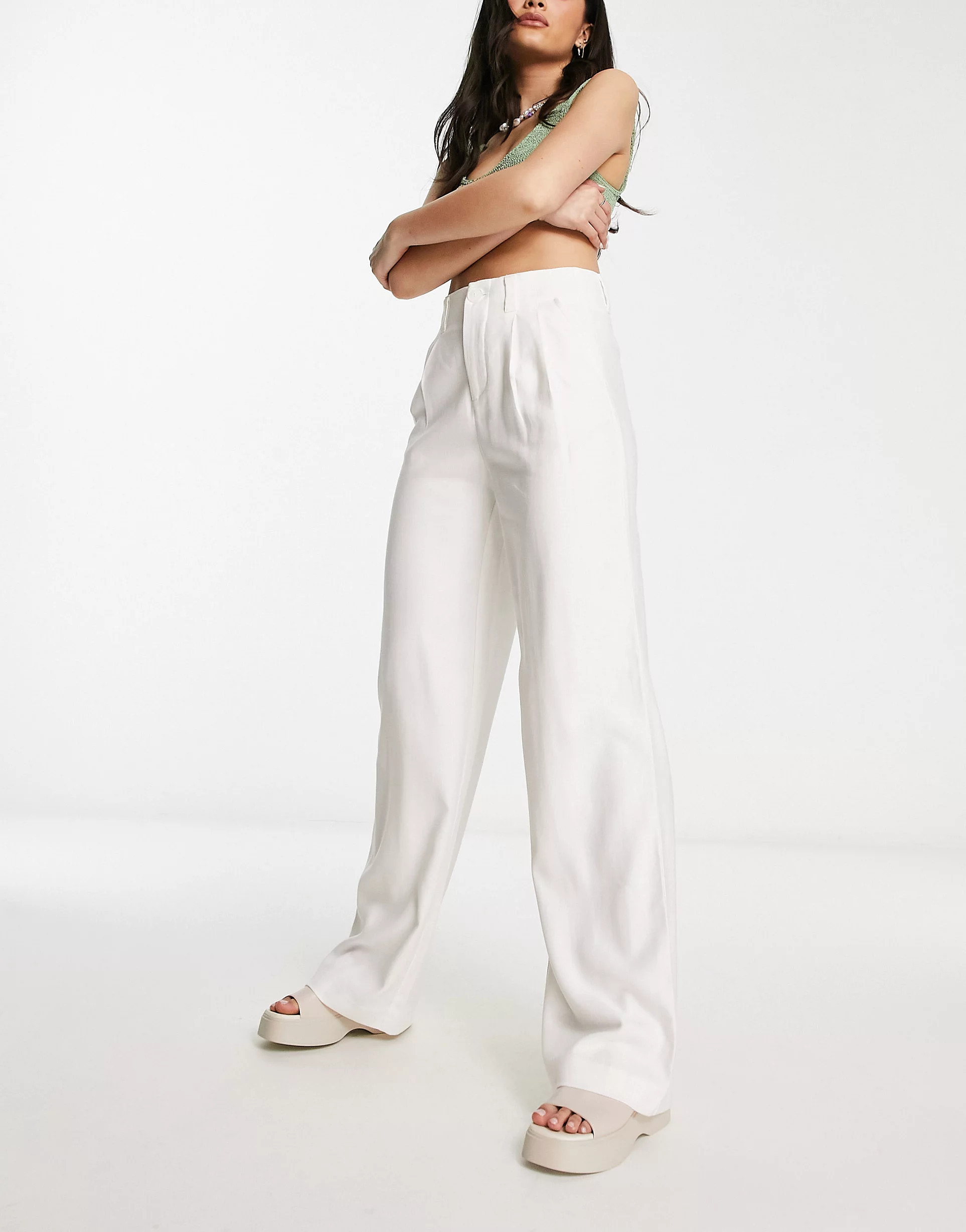 Stradivarius linen look wide leg trouser in white | ASOS (Global)
