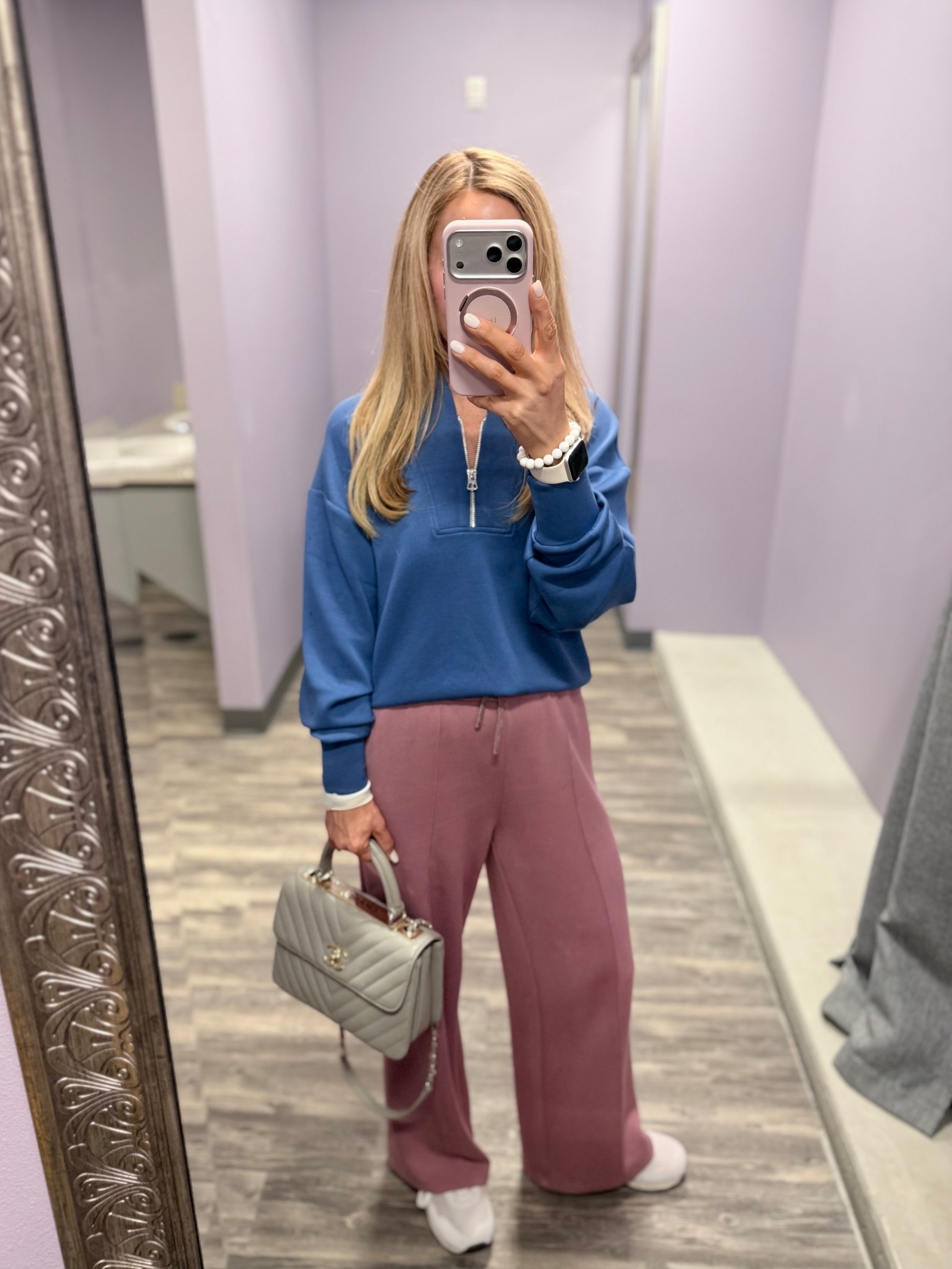 Weekend cozies 

#LTKActive #LTKootd #LTKTravel