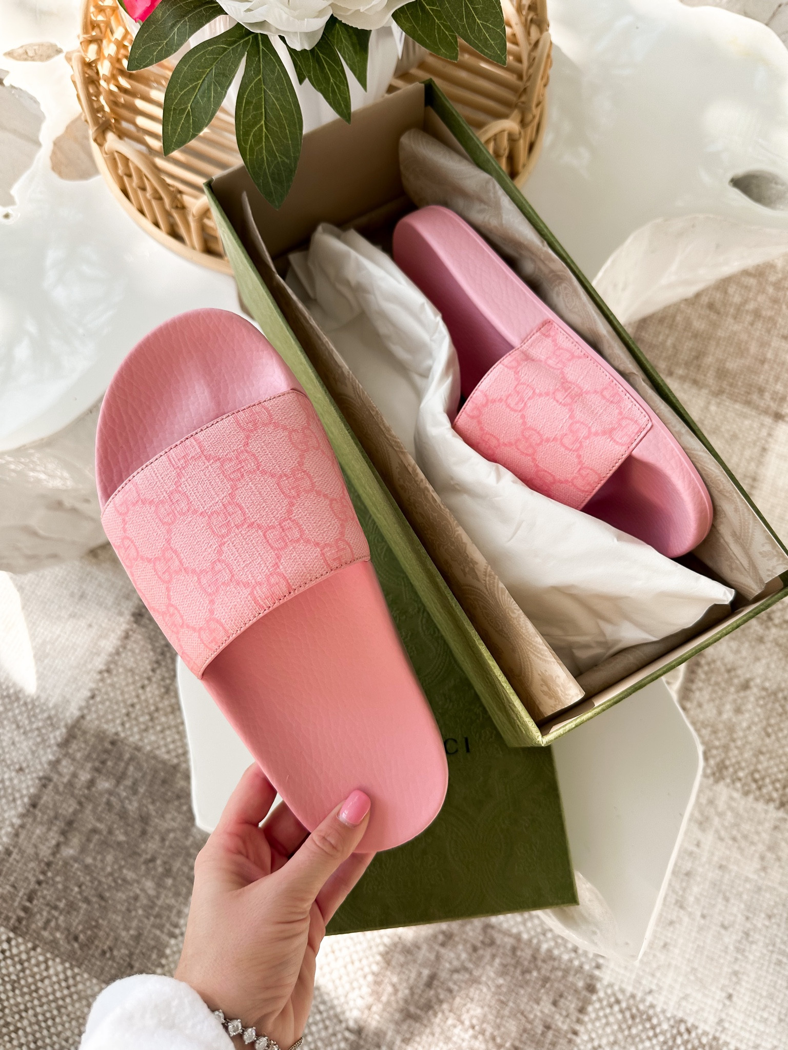 New Gucci Summer Slides 
Run a bit small but I am wearing my true size 7. If in between size up! 


#LTKshoecrush #LTKtravel