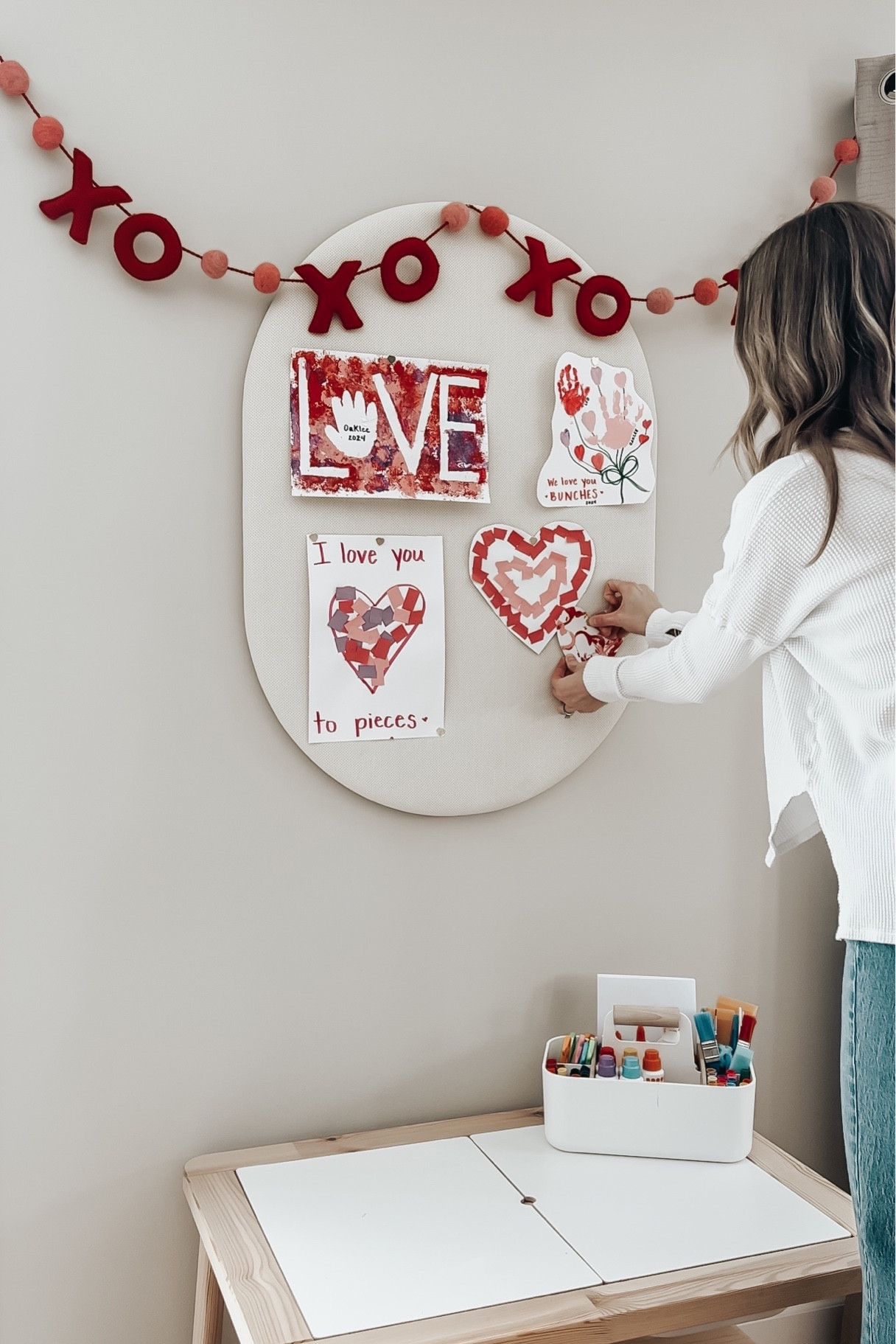 How we display our children’s artwork!💓

Artwork display/ pin board/ playroom/ toddlers/ mom life/ arts and crafts

#LTKbaby #LTKkids #LTKhome