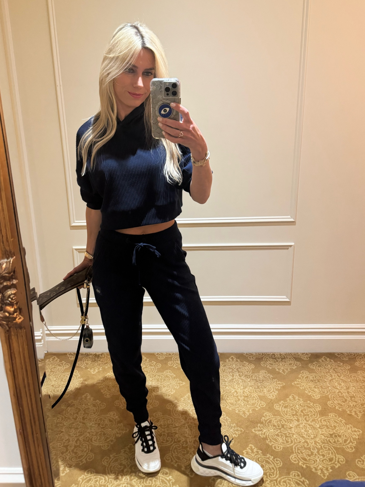 Cozy alo travel day set. I bought this one in two different colors because it’s so good! 😊 

#LTKActive #LTKstyletip #LTKtravel