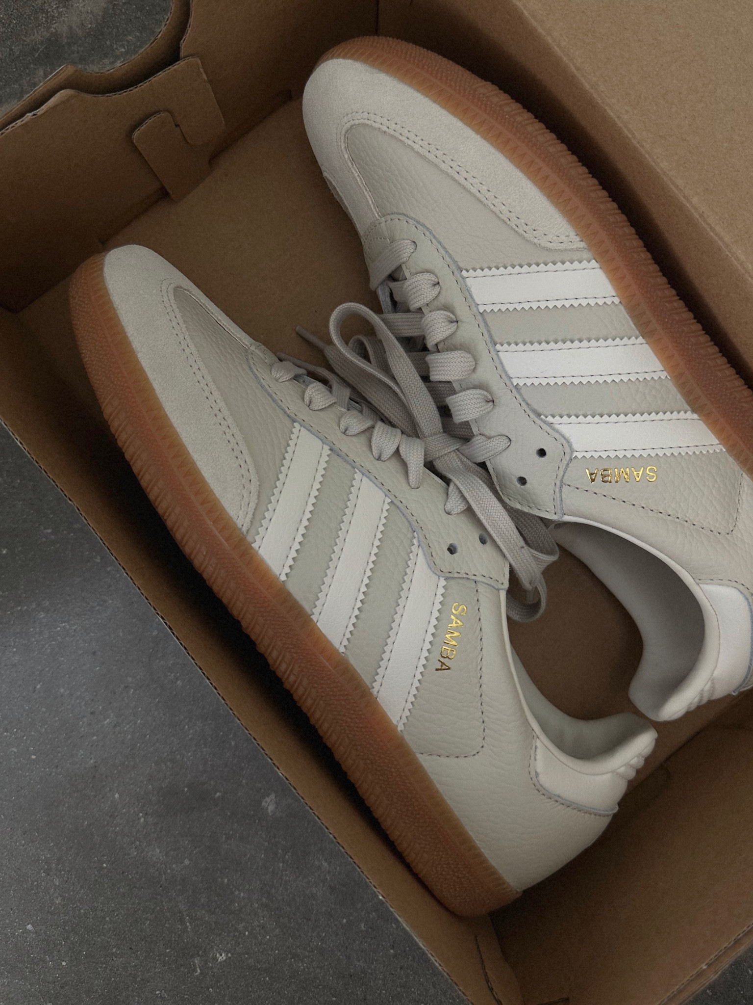adidas gazelle silver green womens adidas Samba OG Shoes - Women's - White / Sand Strata