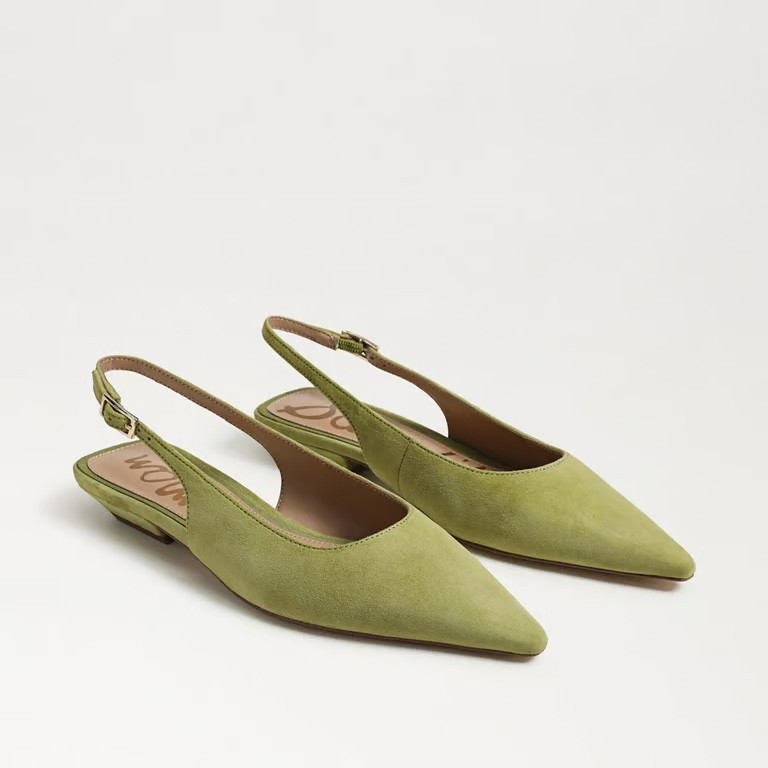 This weeks fashion trend: Slingback Flats

Shoes, fashion, flats, style, slingbacks, summer, work, casual, outfit, accessory, stylist, under 100, under 50

#LTKSaleAlert #LTKSeasonal #LTKWorkwear