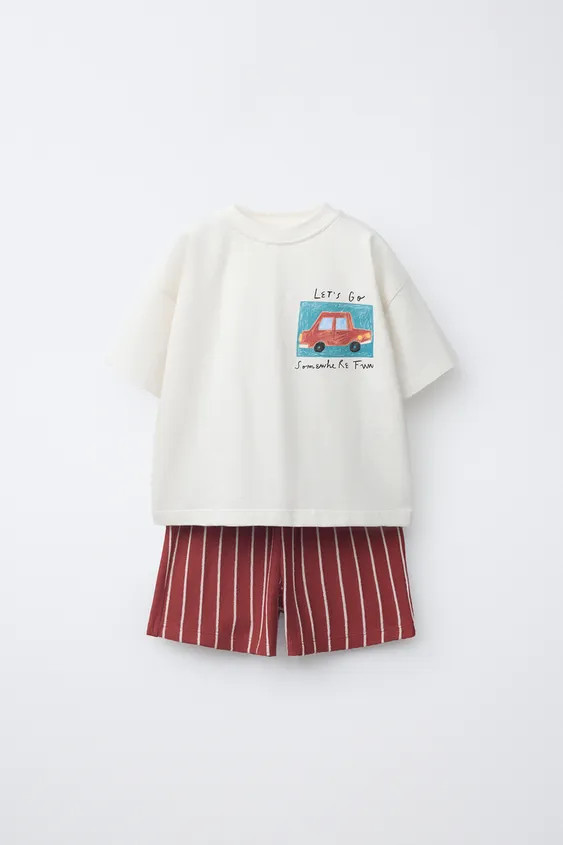 Two-piece set. Round neck T-shirt with short sleeves. Car print on the chest. Bermuda shorts with... | Zara UK