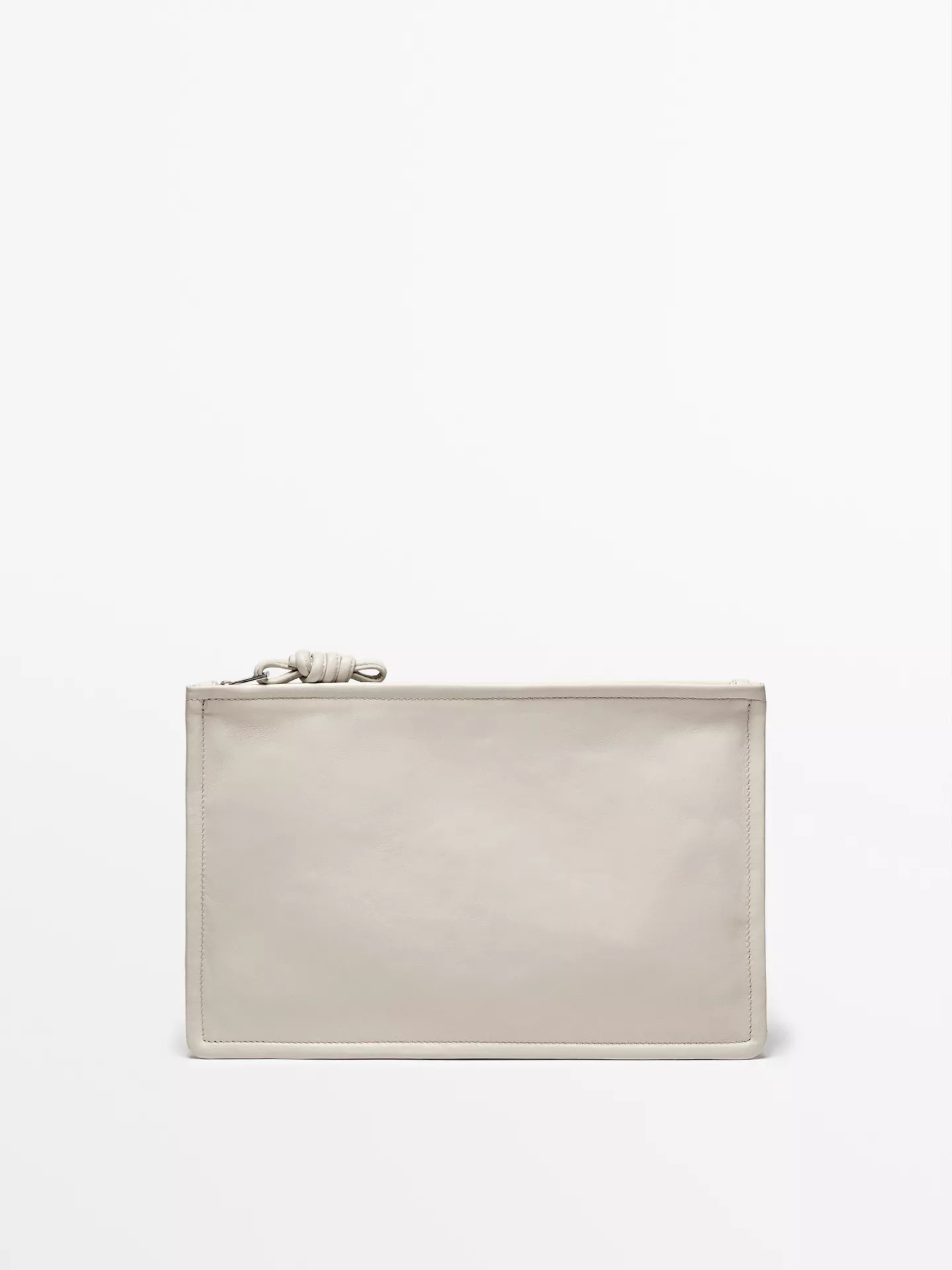 Kleine Pouch-Tasche aus Nappaleder mit Zierknoten | Massimo Dutti DE