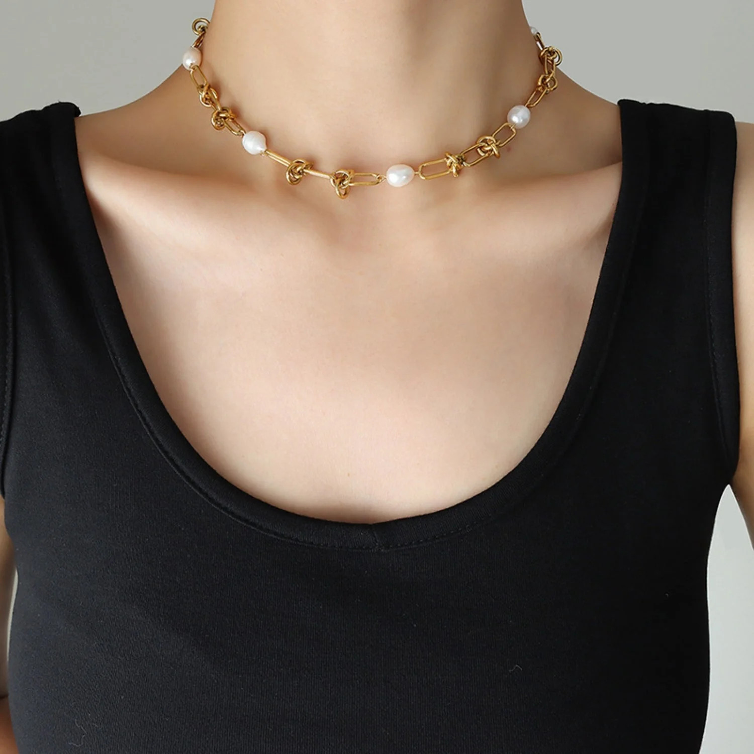 Pearl Knots Chain Necklace | Casual Chic Boutique