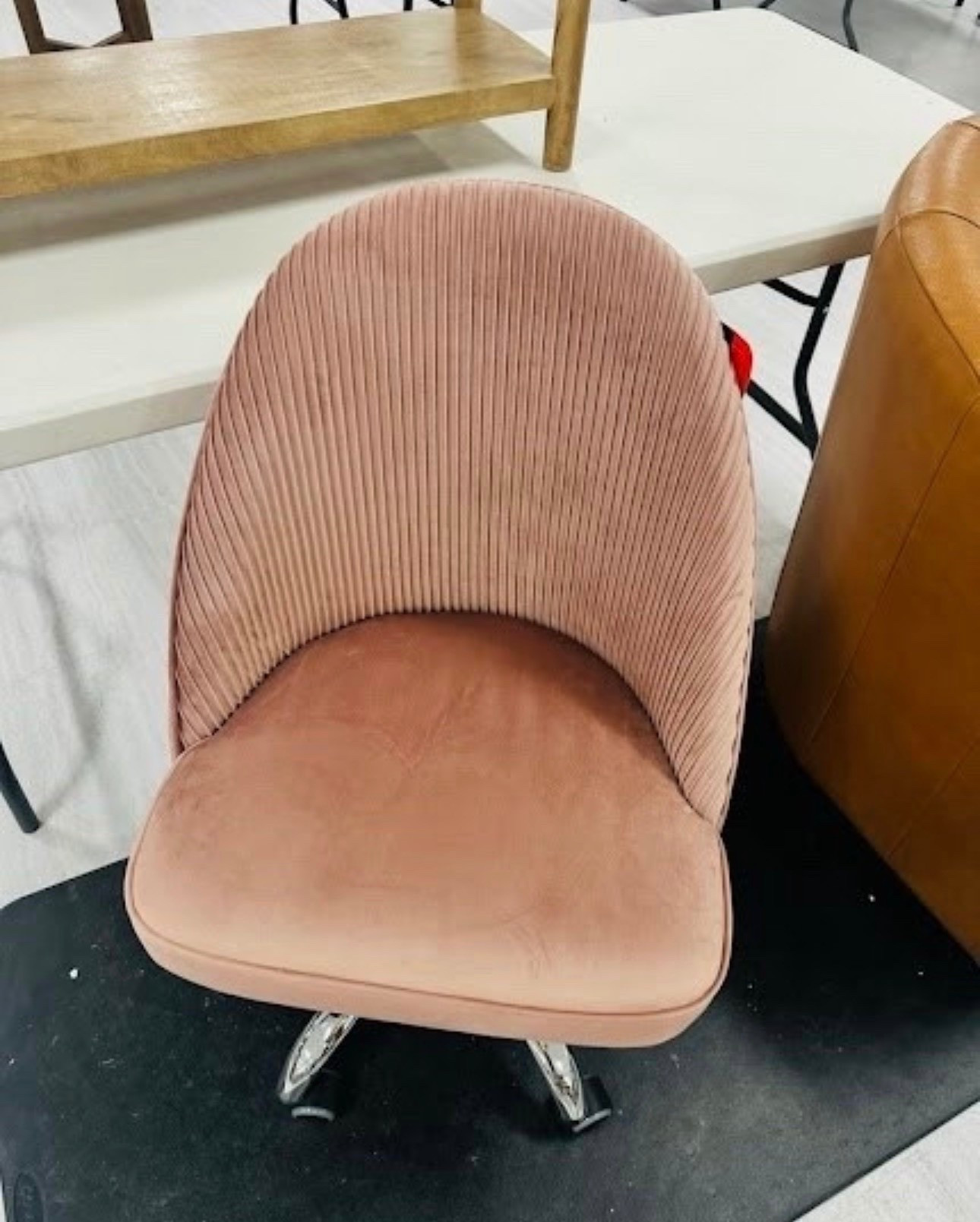 The home office glow-up is REAL. ✨ I found the most stunning pleated velvet chair and I might never leave my desk again. The dusty rose/mauve tone is the perfect "new neutral," and that scalloped texture adds so much luxury to a room without the luxury price tag. ☁️💻

#LTKHome