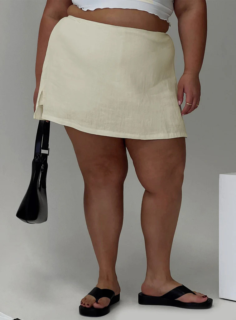 Gigi Skort Linen Cream Curve | Princess Polly US