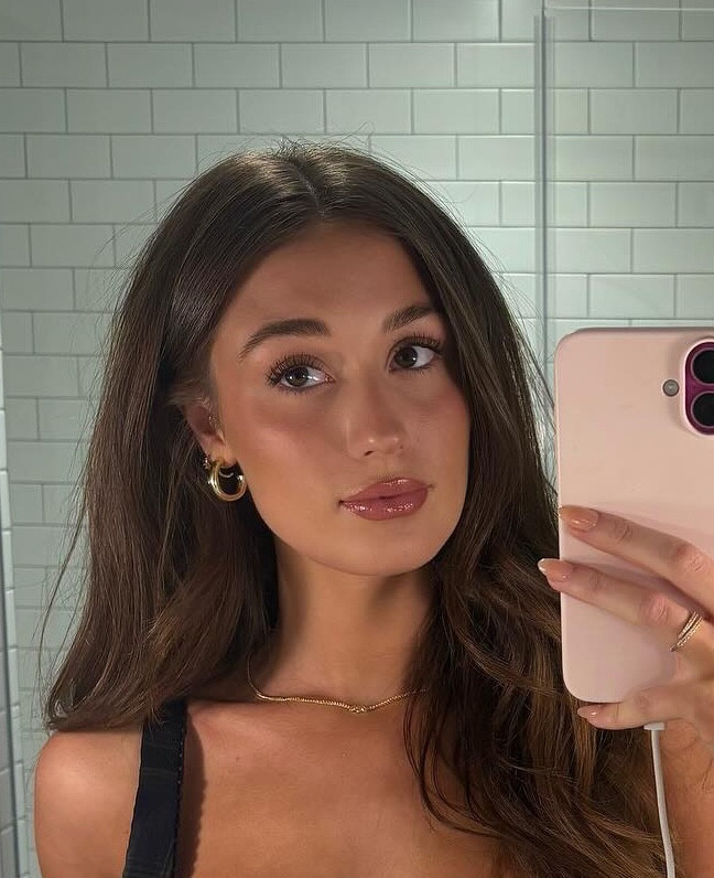 All of my face makeup!

Daily face makeup

#LTKBeauty #LTKFindsUnder50 #LTKGiftGuide