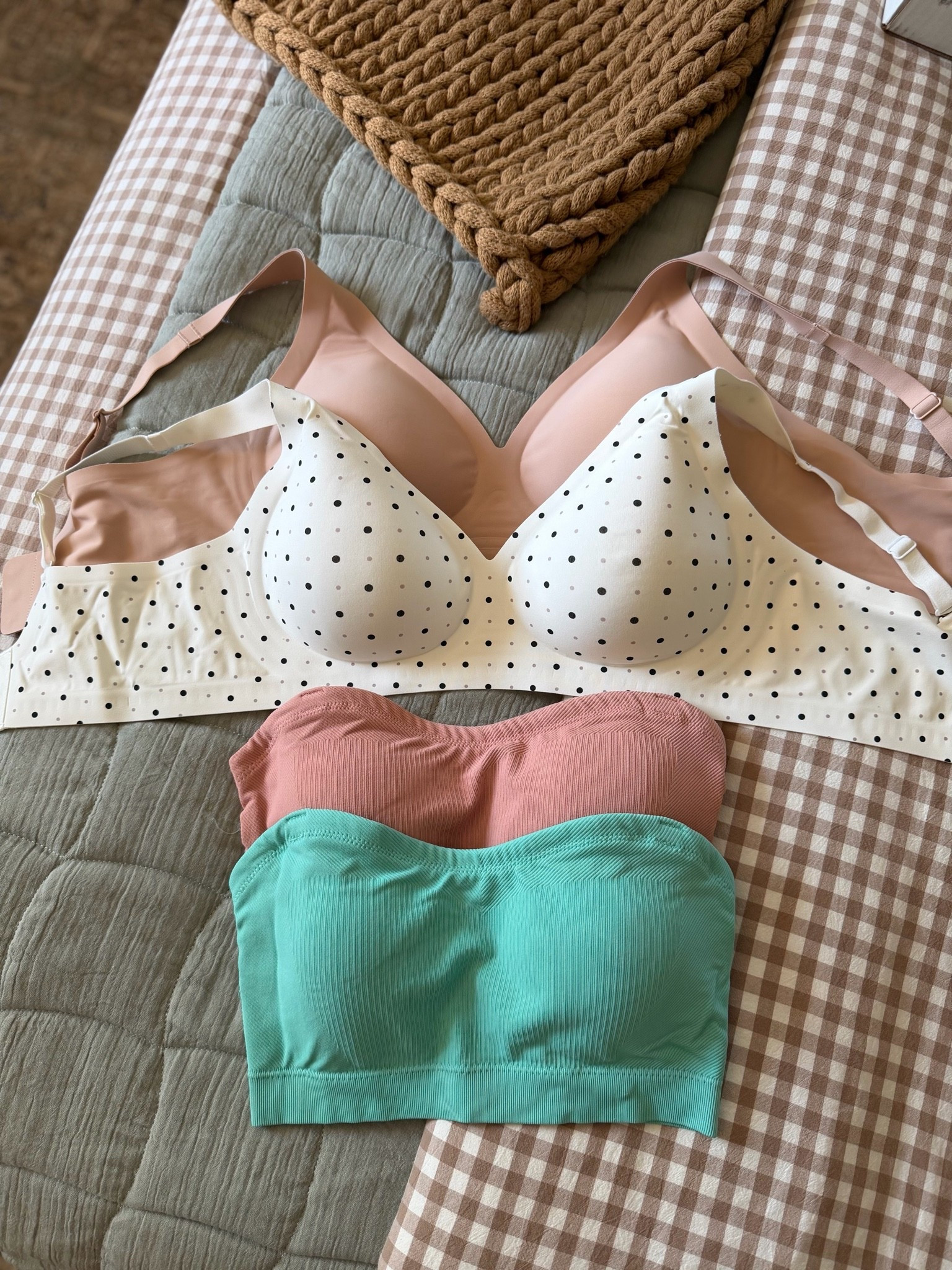 My fave Amazon bras! Linking them here. These strapless ones are THE best! Esp for summer heat,  they don’t budge! 🩷🩷

Amazon bras, Amazon must-haves, summer staples

#LTKmomlife #LTKdayinmylife #LTKselfcare