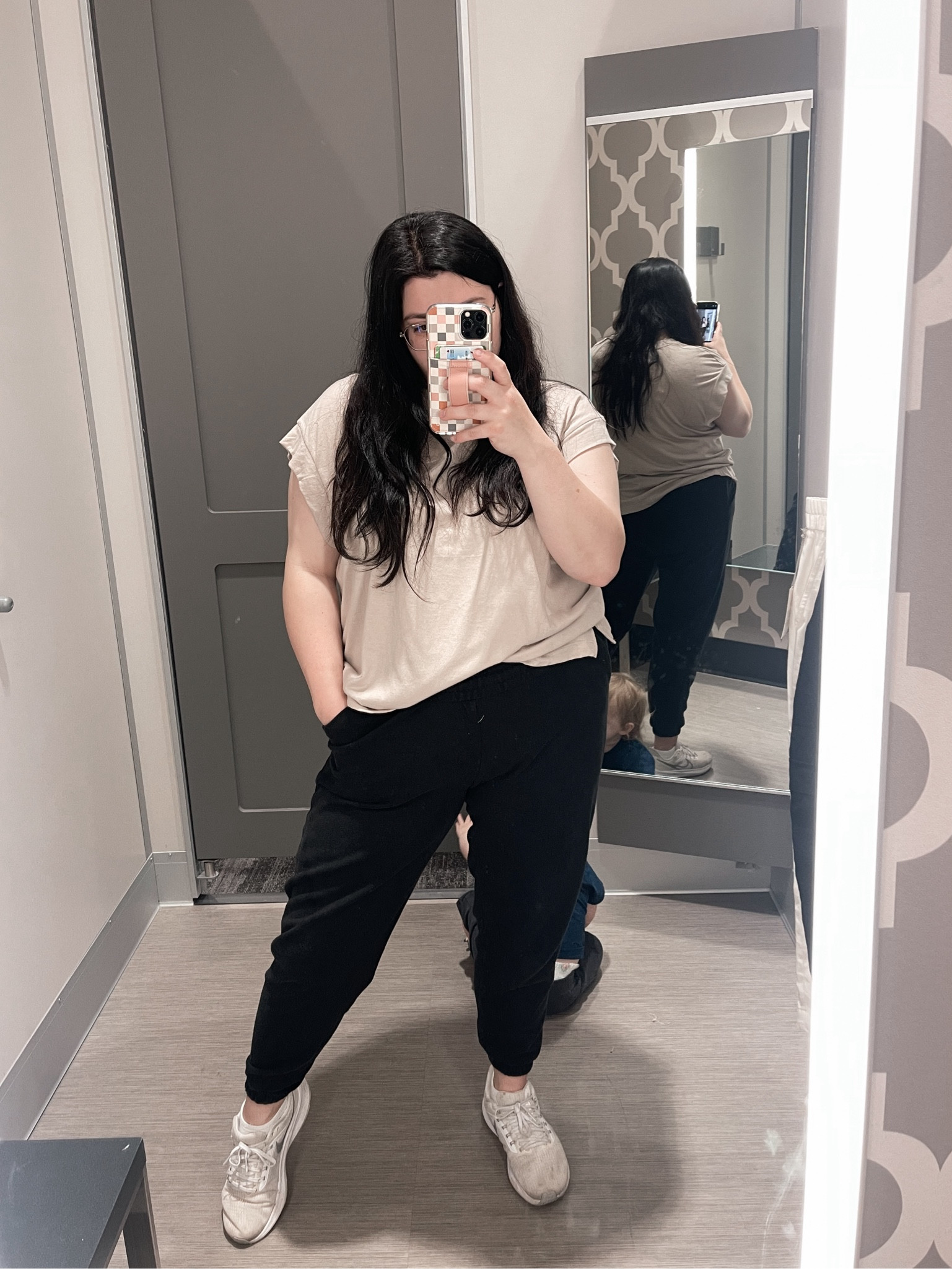 For all my girlies who do not like showing their arms, this tank is for you😍

I sized up twice so I could wear as a swimsuit cover up or outside with the boys this summer☀️

✨Style Tip: Size up once for oversize fit and to dress up or down. (When I sized up twice it showed my bra when I lift my arms)✨

midsize casual tops / mom casual style / comfy casual summer top / brittneyablog

#LTKstyletip #LTKmidsize #LTKxTarget