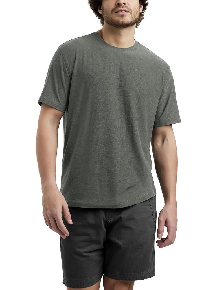 ODODOS Men's Performance T-Shirt - Stratum Tech Tee, Ultra Soft Moisture Wicking UPF 50+ Fitness ... | Amazon (US)