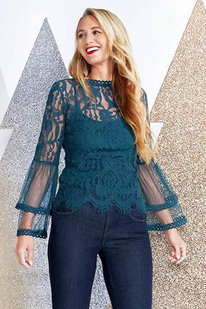 lace be friends top | Versona