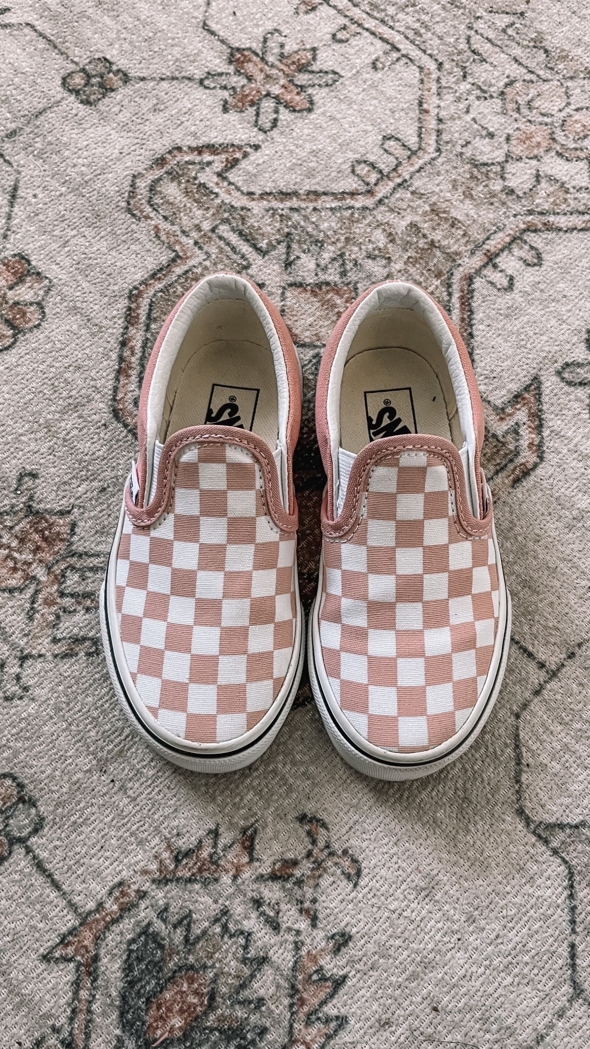 $15 off kids shoes on vans website. The classic checkered slip on comes out to $23 for toddler and little kids. Great gift idea! 

#LTKKids #LTKGiftGuide #LTKSaleAlert