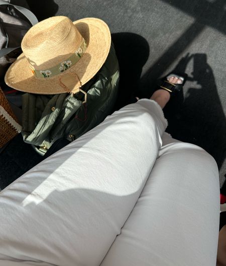 My favorite travel look, all white with a pop of classic! 

#LTKstyletip