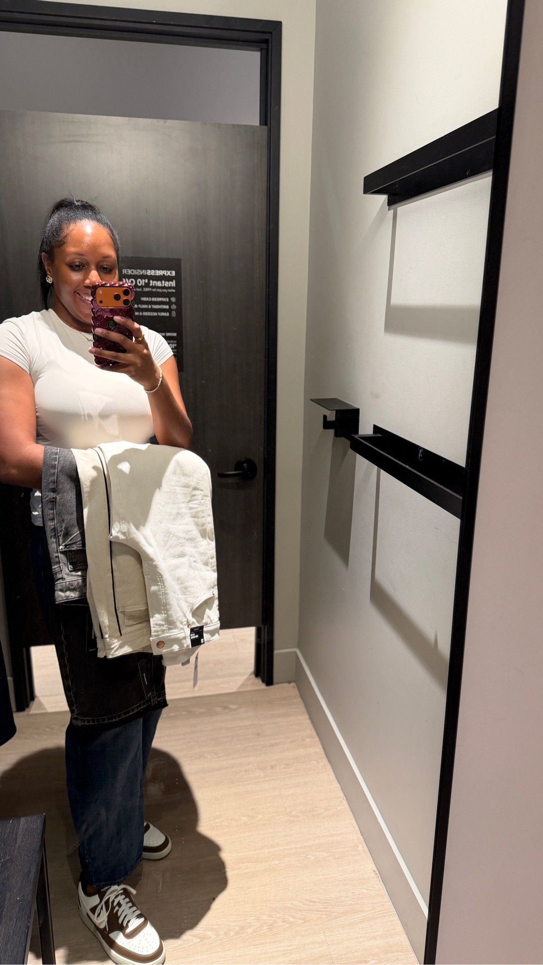 Shopping for tall girl friendly jeans at Express! They had a few great choices!

#LTKootd #LTKTall #LTKSpringSale