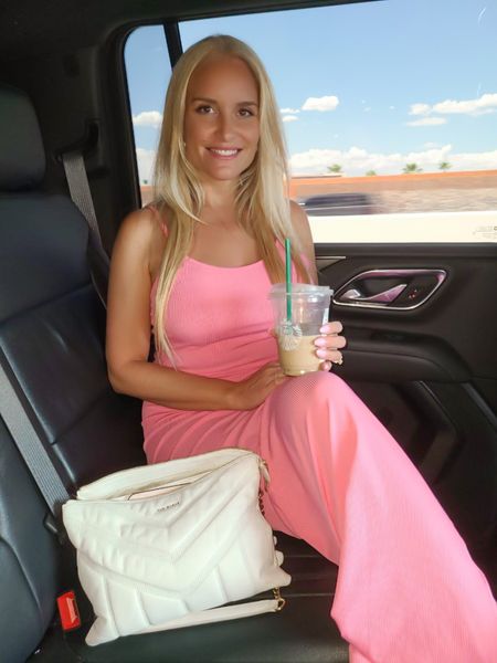 My favorite travel dress in the prettiest shade of pink! 

#LTKstyletip #LTKtravel #LTKFind