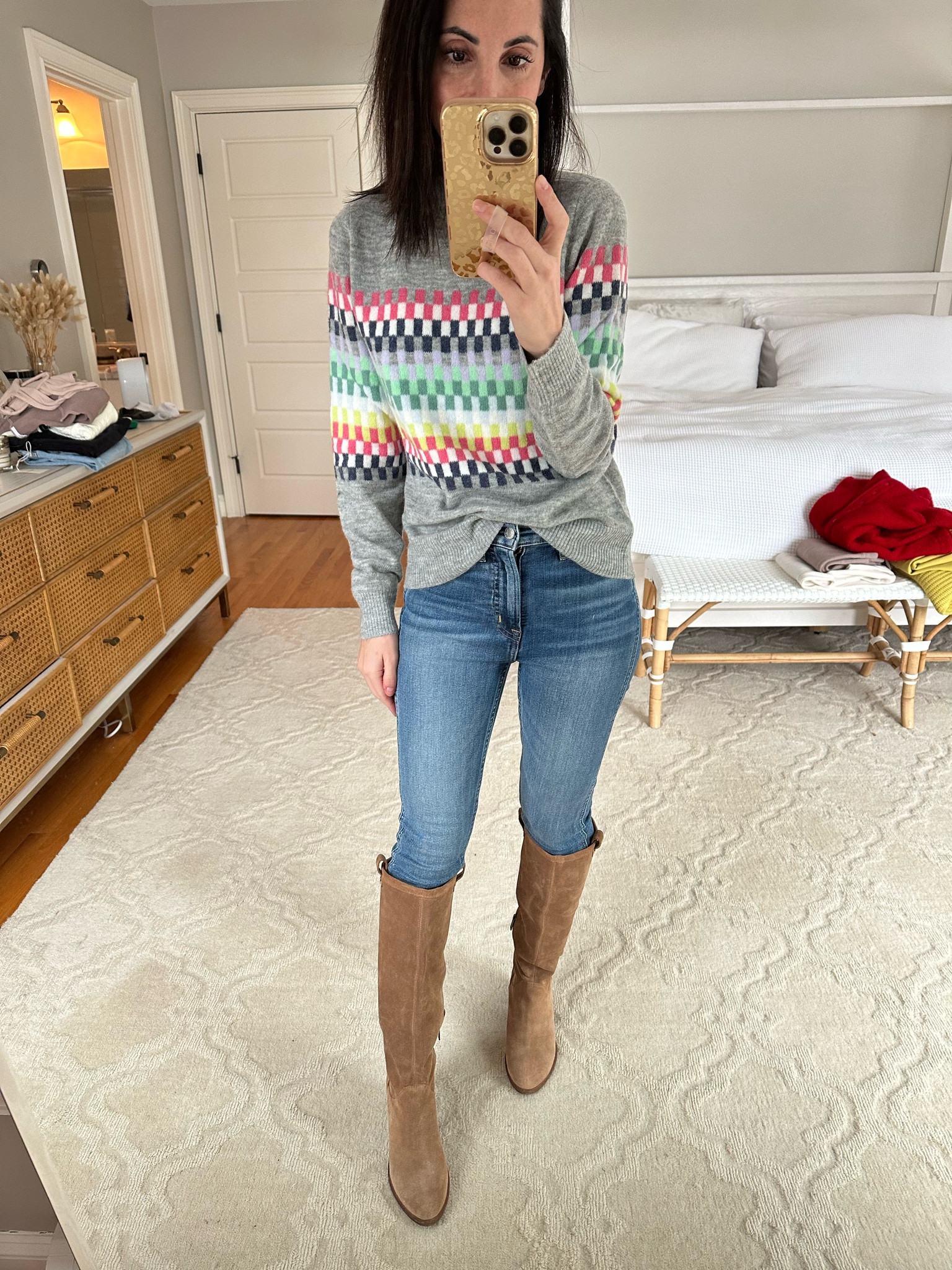 Sweater-xs
Jeans- 24/reg


#LTKHoliday #LTKsalealert #LTKshoecrush