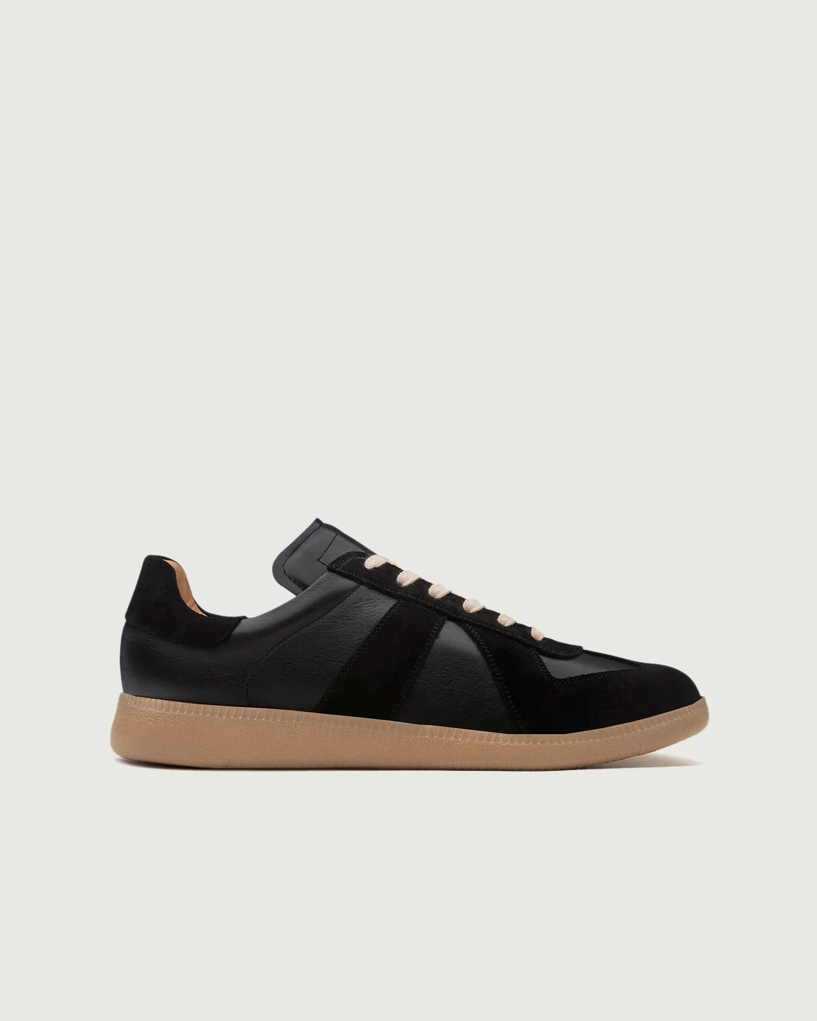 GAT | Black | Oliver Cabell