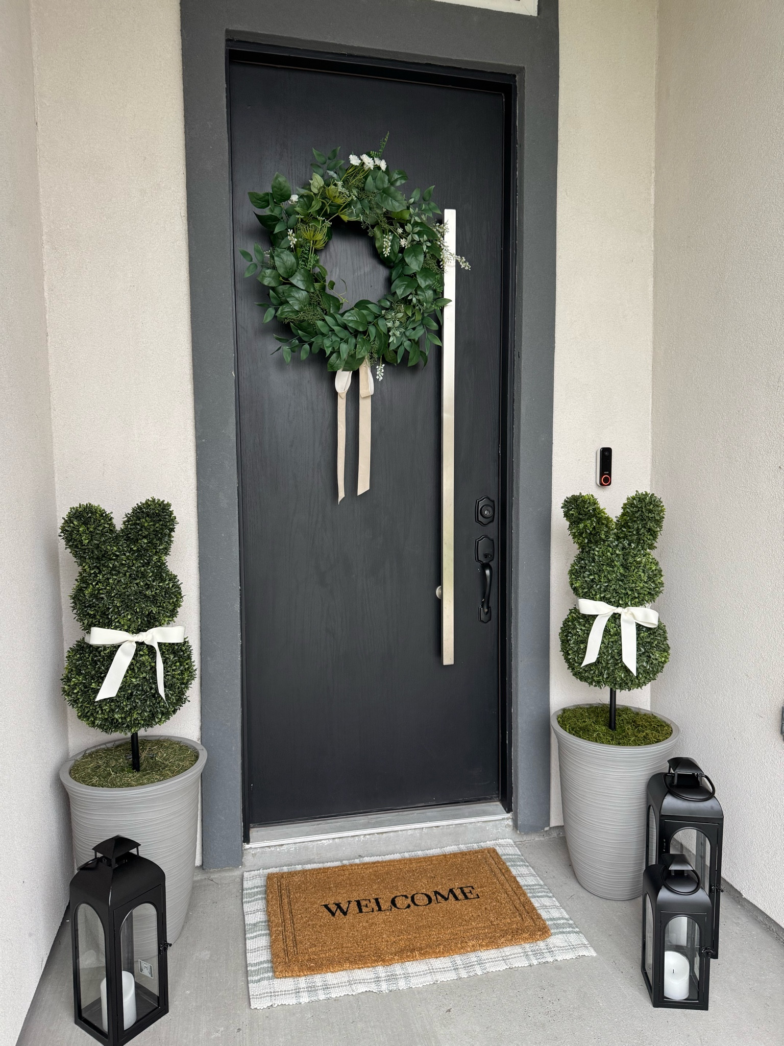 Easter Front Porch Idea 🐇

#LTKMostLoved #LTKHome #LTKSeasonal