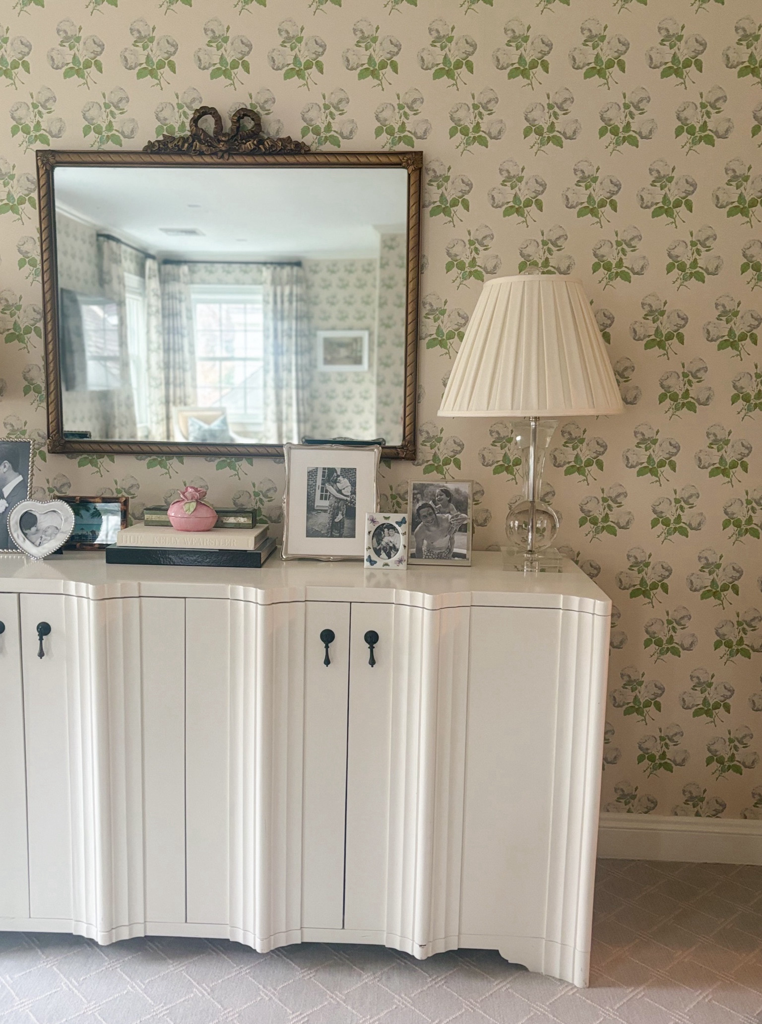 Mixing old and new, always 

#LTKstyletip #LTKfindsunder100 #LTKhome