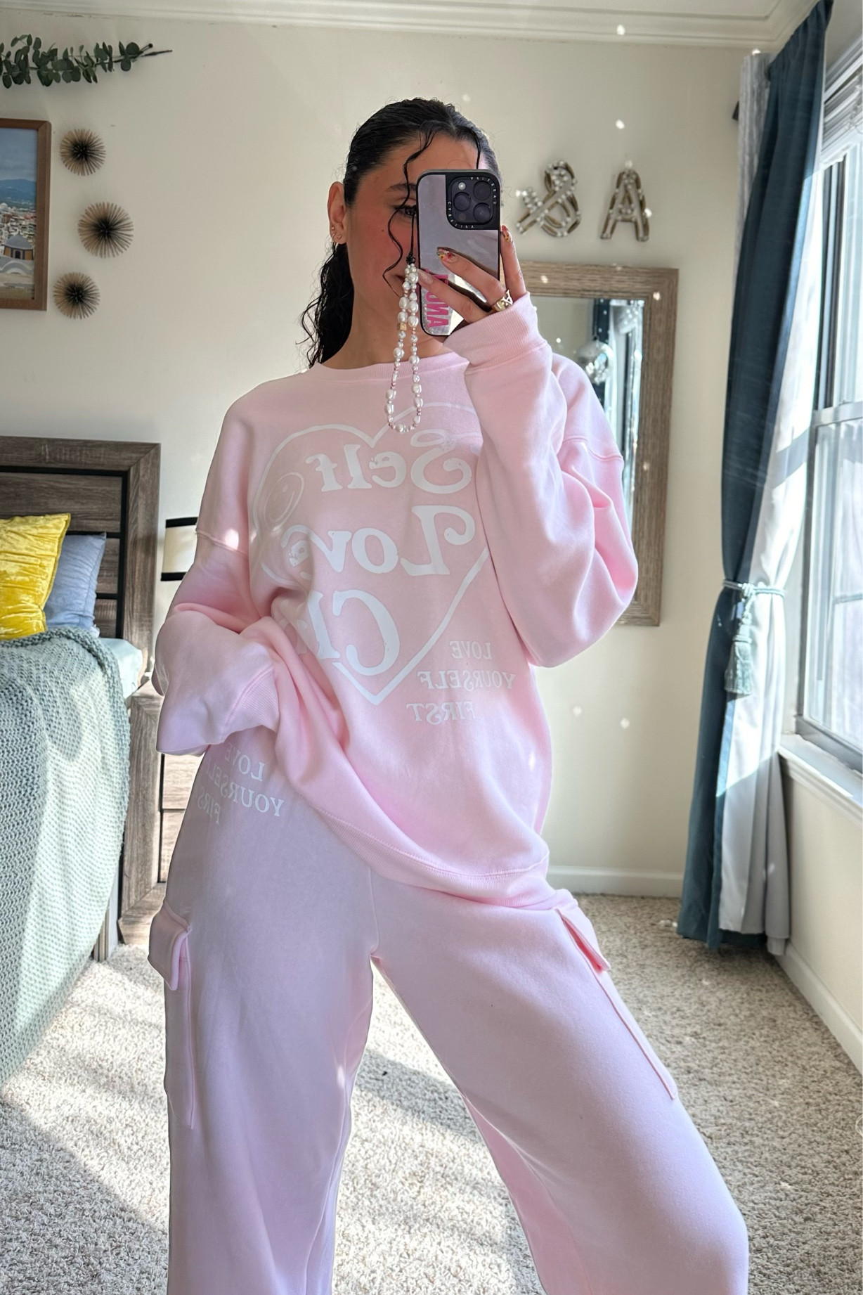 Comfy pink outfit 

#LTKbeauty #LTKstyletip