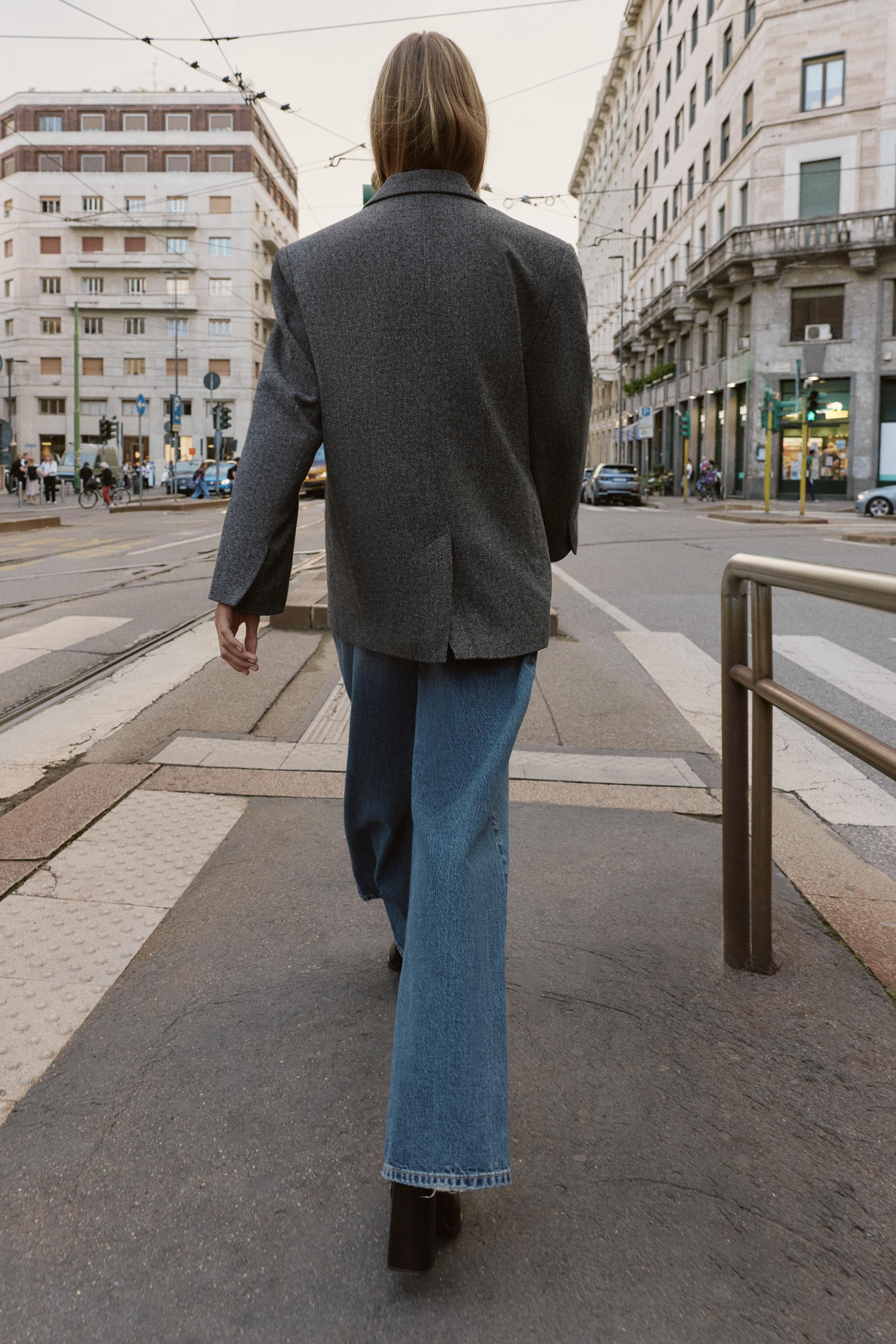 OVERSIZED DOUBLE BREASTED BLAZER | Zara US