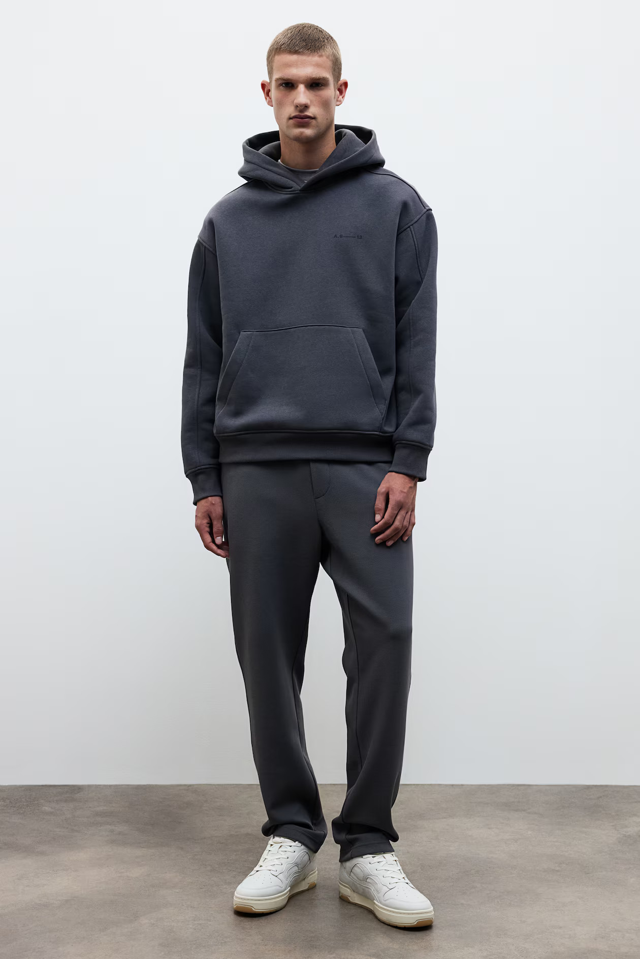 Slim Fit Twill Joggers | H&M (US + CA)