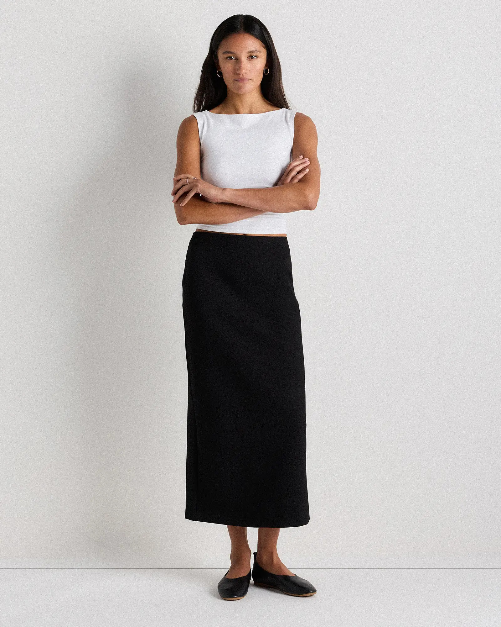 Ultra-Stretch Ponte Maxi Pencil Skirt in Black | Quince
