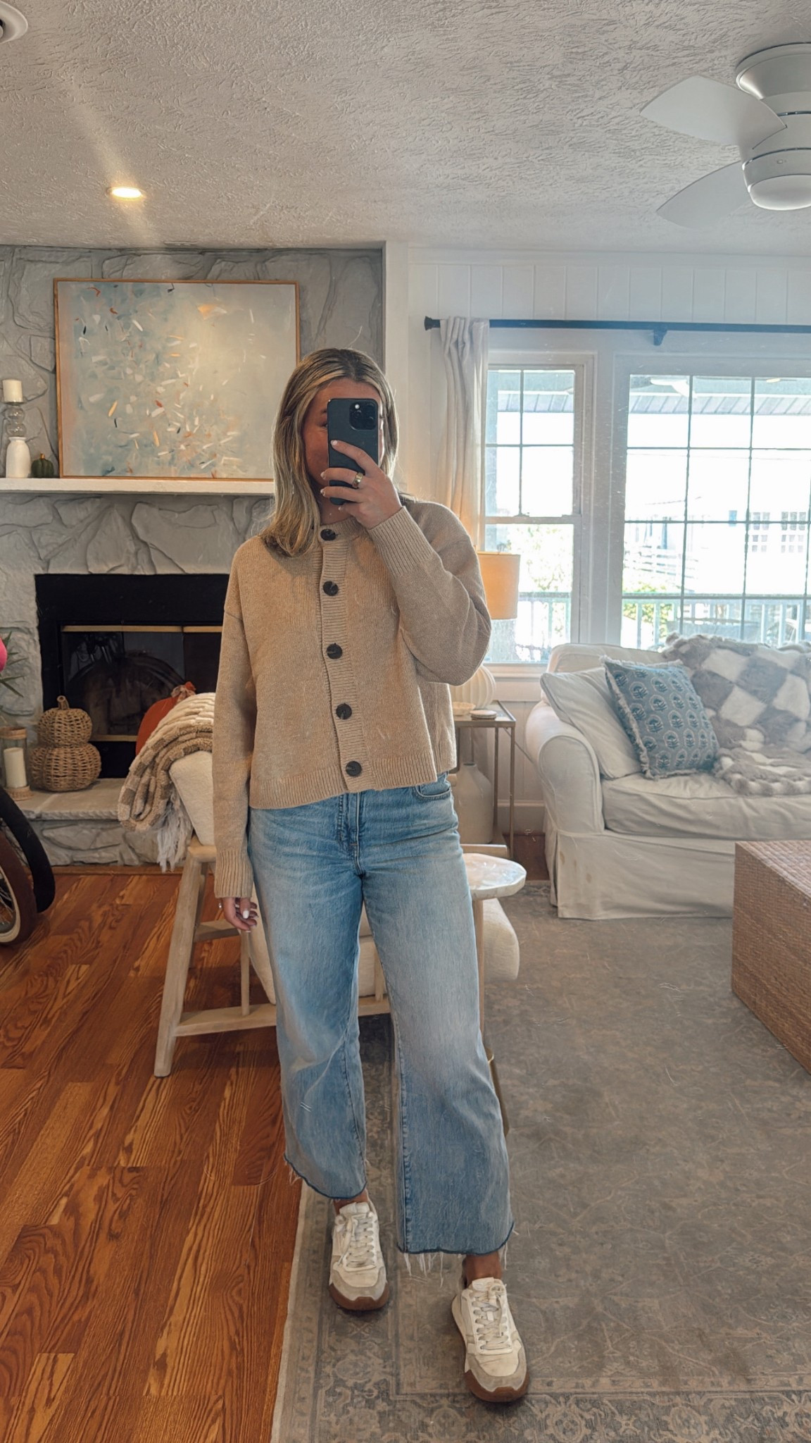 Women’s fall fashion. Gap sweater 

#LTKStyleTip #LTKFindsUnder50 #LTKSeasonal