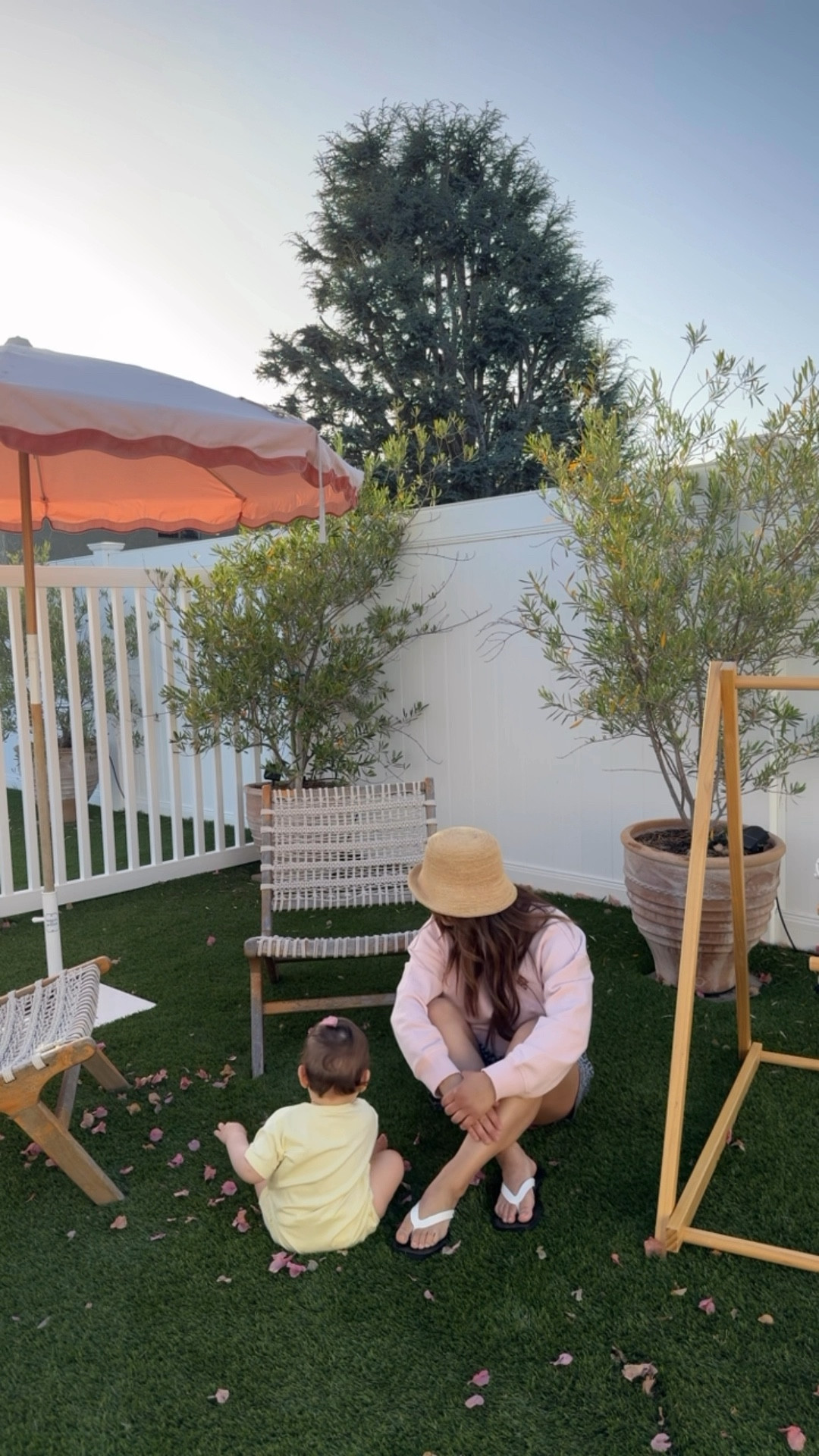 #ad Summer Home Must Have - @ring Outdoor Cam Plus @target. Sweet Memories 🤝 Safety 
all Summer long! 
#Ring #TargetPartner #Target shop on my @shop.ltk 