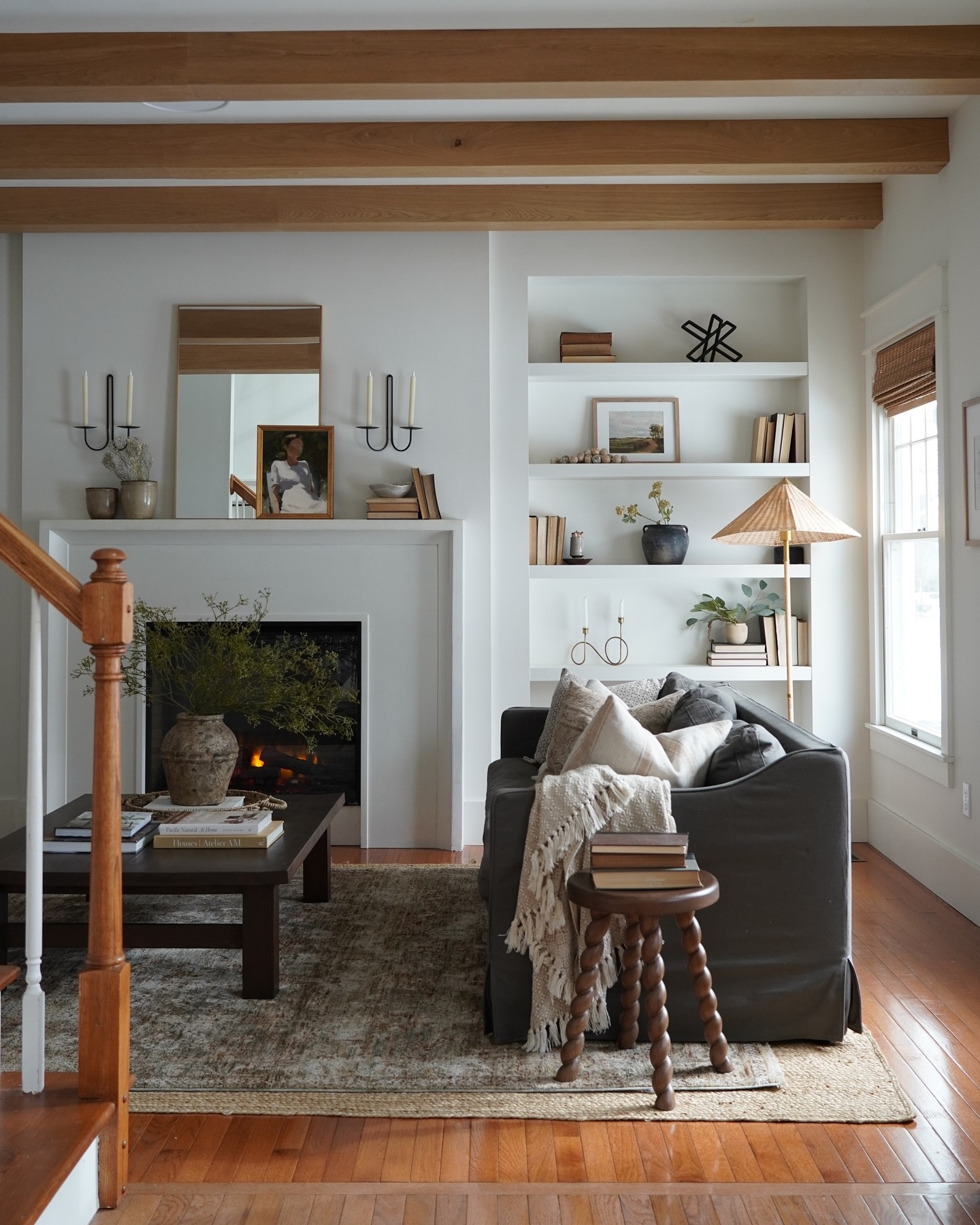 Swooning over this twist side table from @hatihome! I love the curved details and can’t believe how durable it is. It was the perfect final touch to this room! 🥰

🔗Comment SHOP for a link or click the link in my bio! 

#hatihome #hatihomepartner #homedecor #livingroomdecor #livingroominspo #warmneutrals #vintagemodern #traditionalmodern