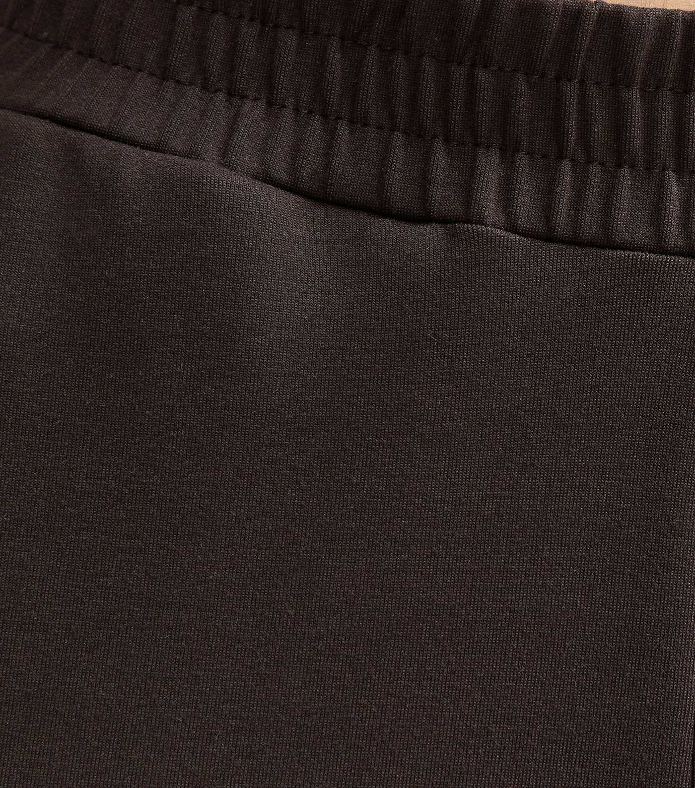 Dark Brown Premium Barrel Leg Joggers | New Look | New Look (UK)