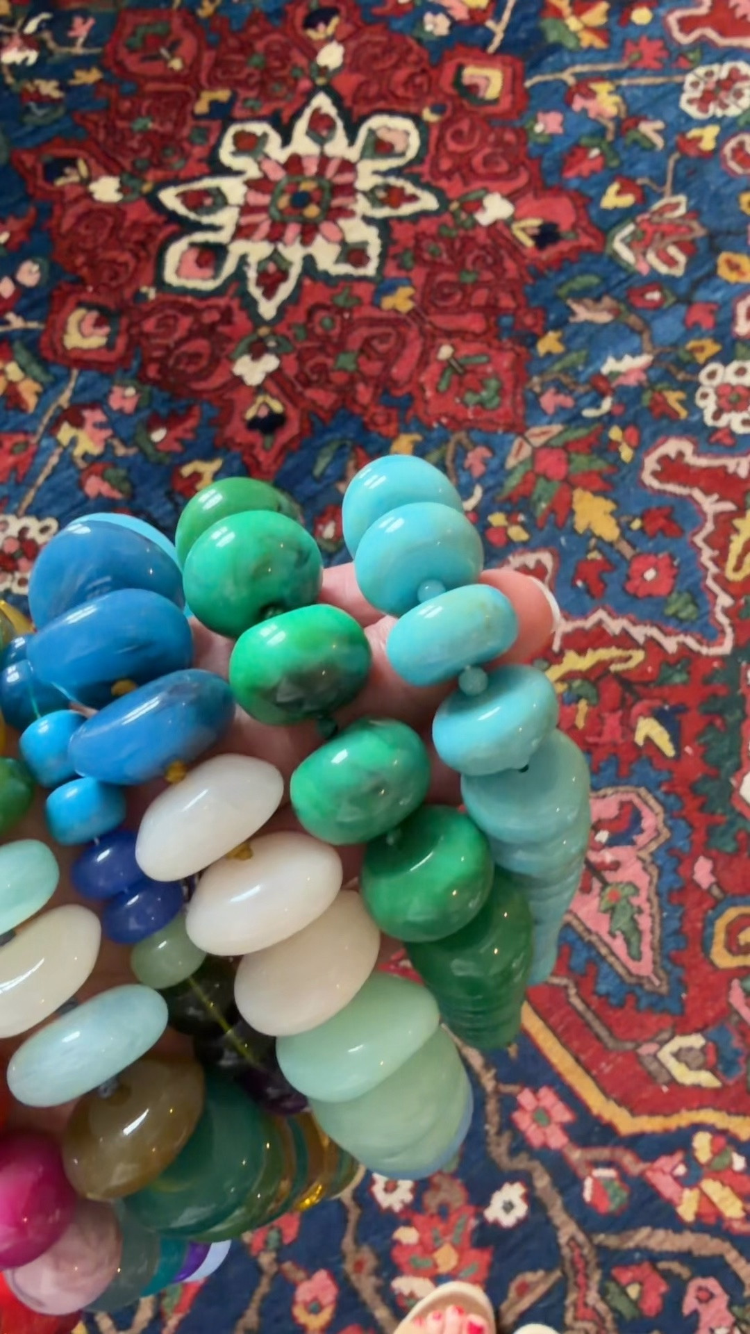 A pop of color makes everything more fun!

Sharing 9 of my favorite colorful chunky necklaces—from about $40 to $100. I love how easily they dress up a simple top, sweater or fall dress and add a little personality to an outfit.

Save this for a little outfit inspiration and share it with a friend who loves a great statement necklace.