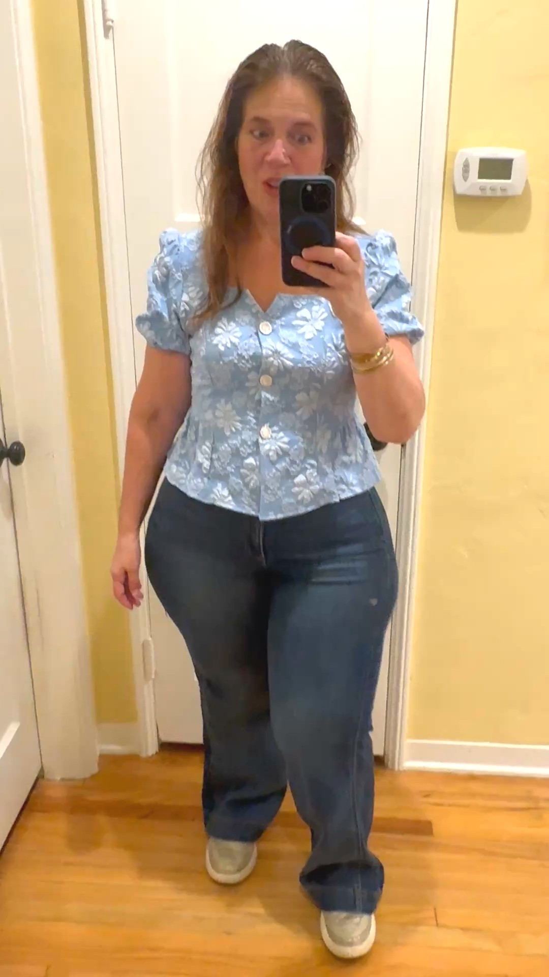 Jeans for the win on repeat!🏅

This pair of denim jeans is just pure perfection!🤩

You have to check these out!👏

#LTKOver40 #LTKFallSale