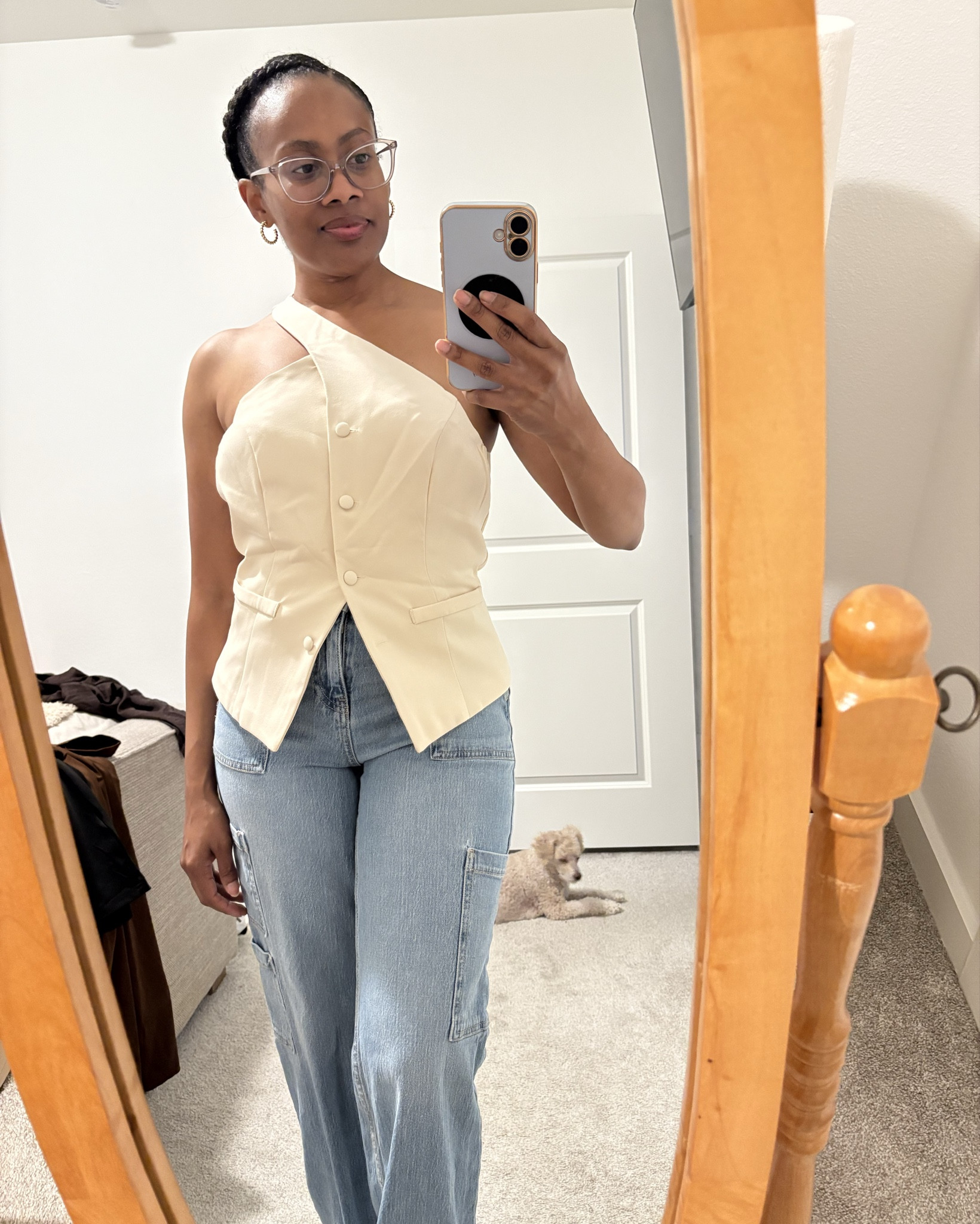 In love with this top!!😍

Love that it crosses over and the split in the front and a very small split in the back. You can wear this as business casual, lunch, or date night. This top comes in various colors. 

It’s a size XS and because my bust is on the smaller side, it doesn’t fill in as much as I thought with an XS but I’m keeping it anyway. 😁 So this lets you know this runs big. 

#LTKWorkwear #LTKSeasonal #LTKFindsUnder50