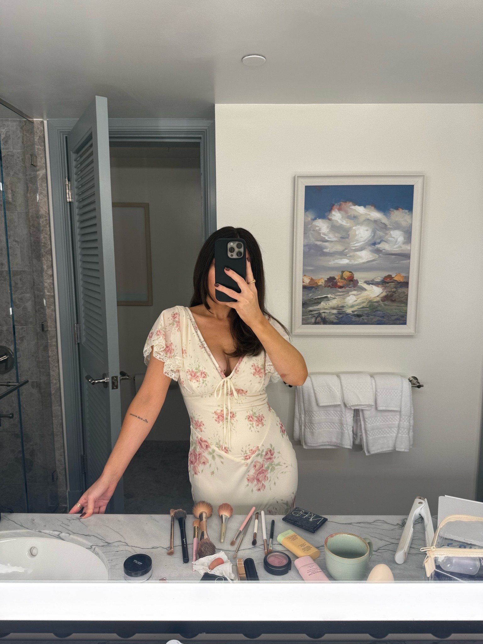 New fav wedding guest dress 🤍🌺 #houseofcb #houseofcbdress #weddingguestdress #fishtailsress

#LTKootd #LTKWedding #LTKPetite