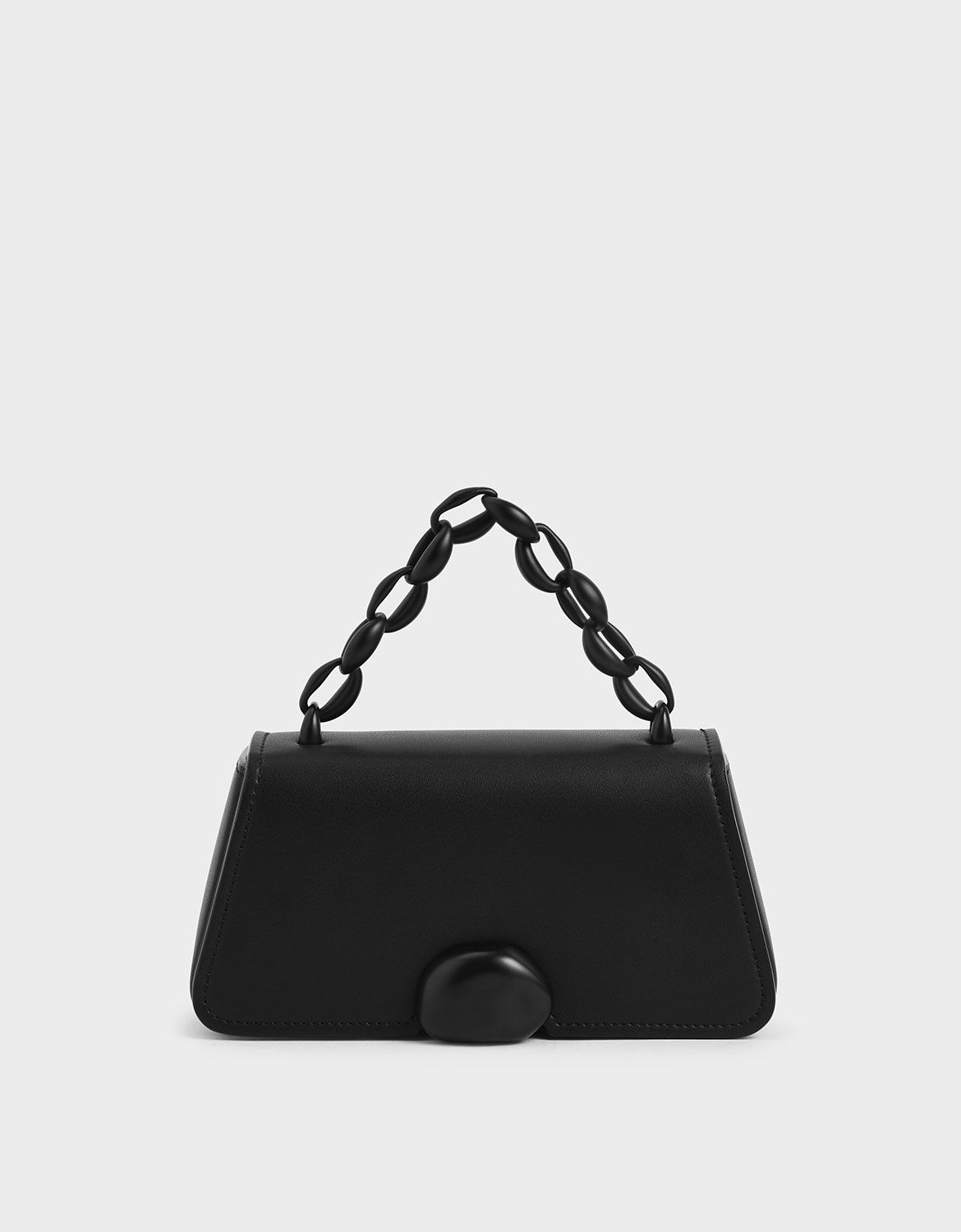 Chain Top Handle Bag
- Ultra-Matte Black | CHARLES & KEITH (US)