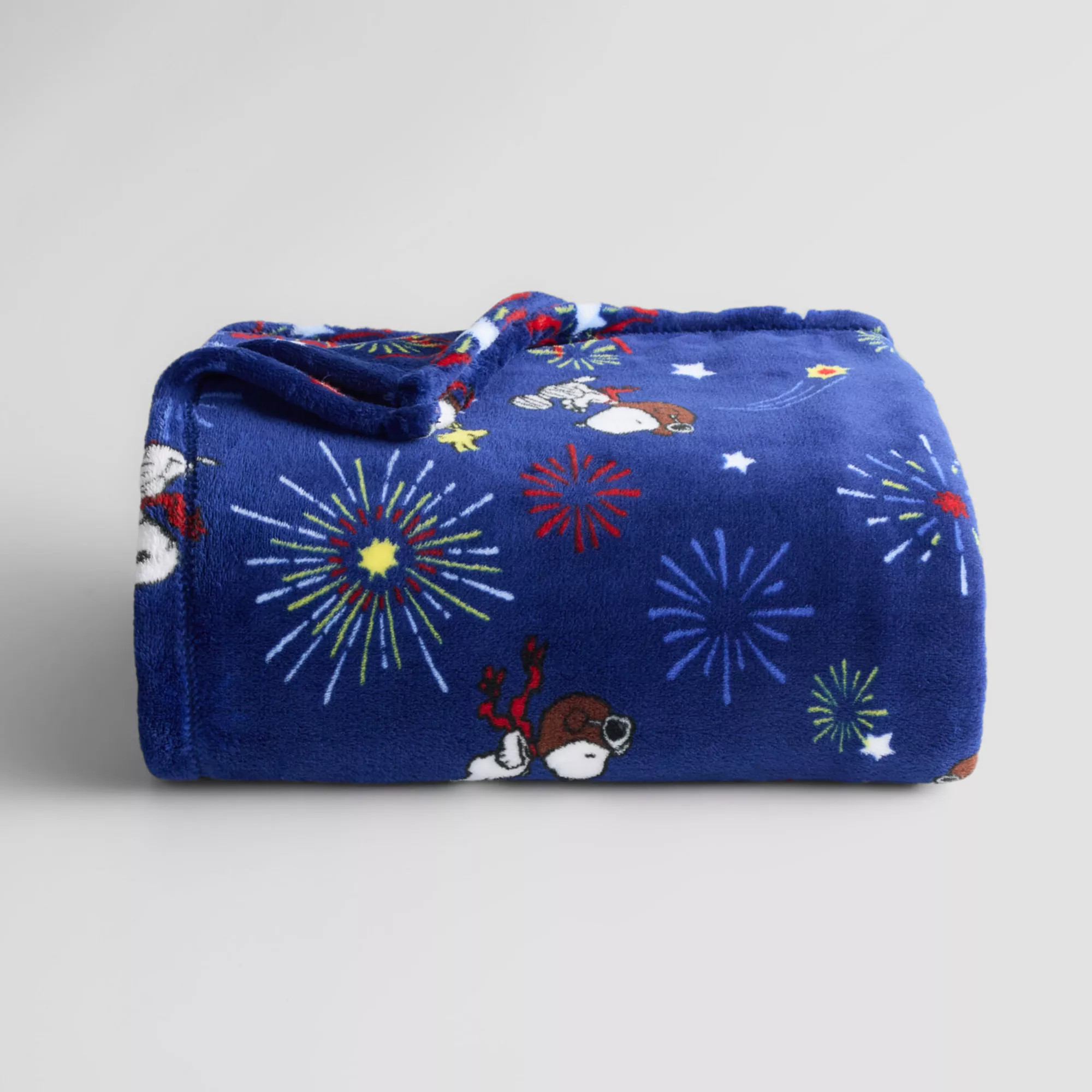 The Big One\u00ae Peanuts Snoopy Americana Plush Throw Blanket | Kohl's