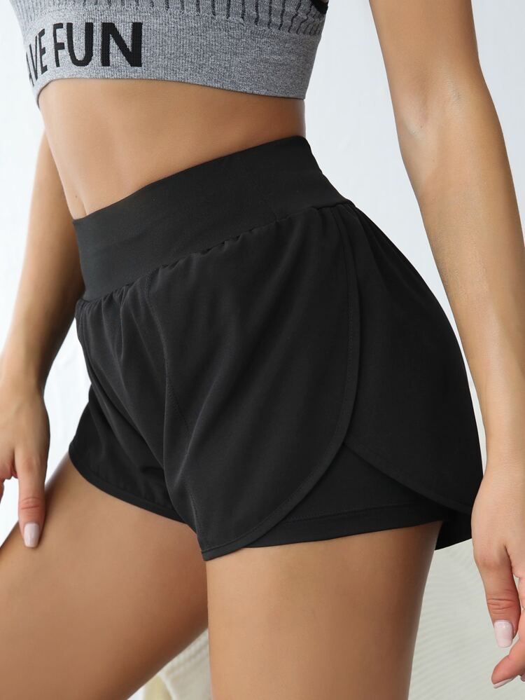Breathable Absorbs Sweat Solid Sports Shorts | SHEIN
