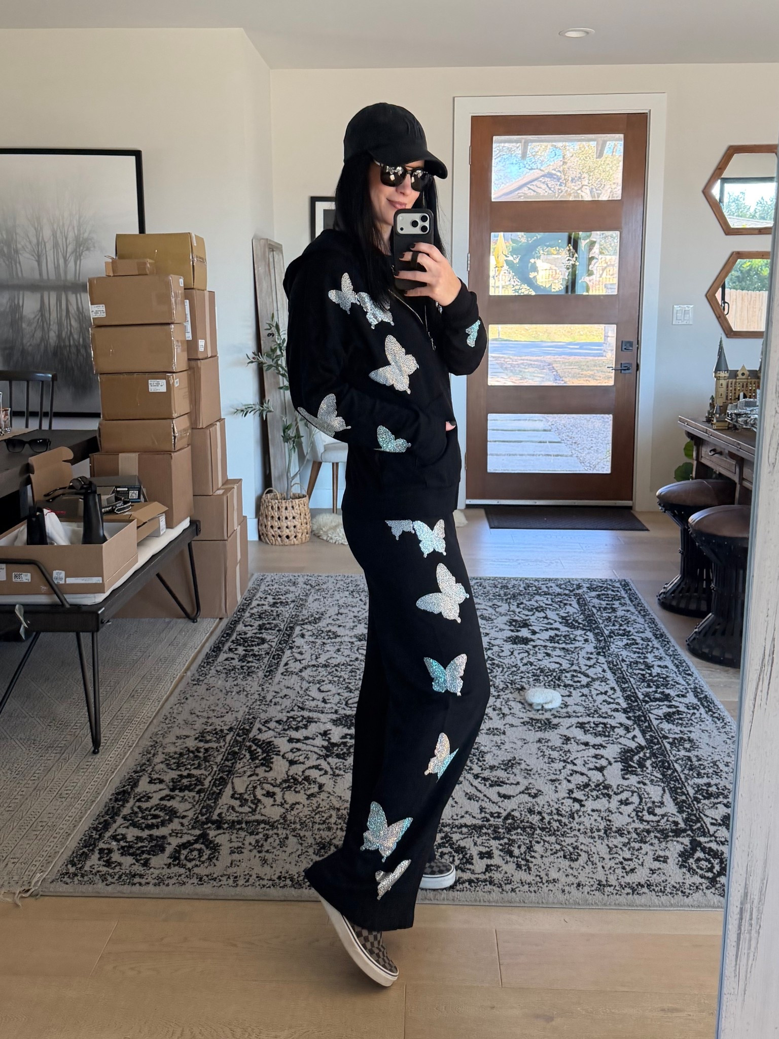 Obsessing over this butterfly lounge set from Lauren moshi! This set runs big so size down or stick with your usual size.

Wearing XS in the jacket and small in pants.